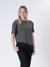 T-shirt svasata pizzo militare