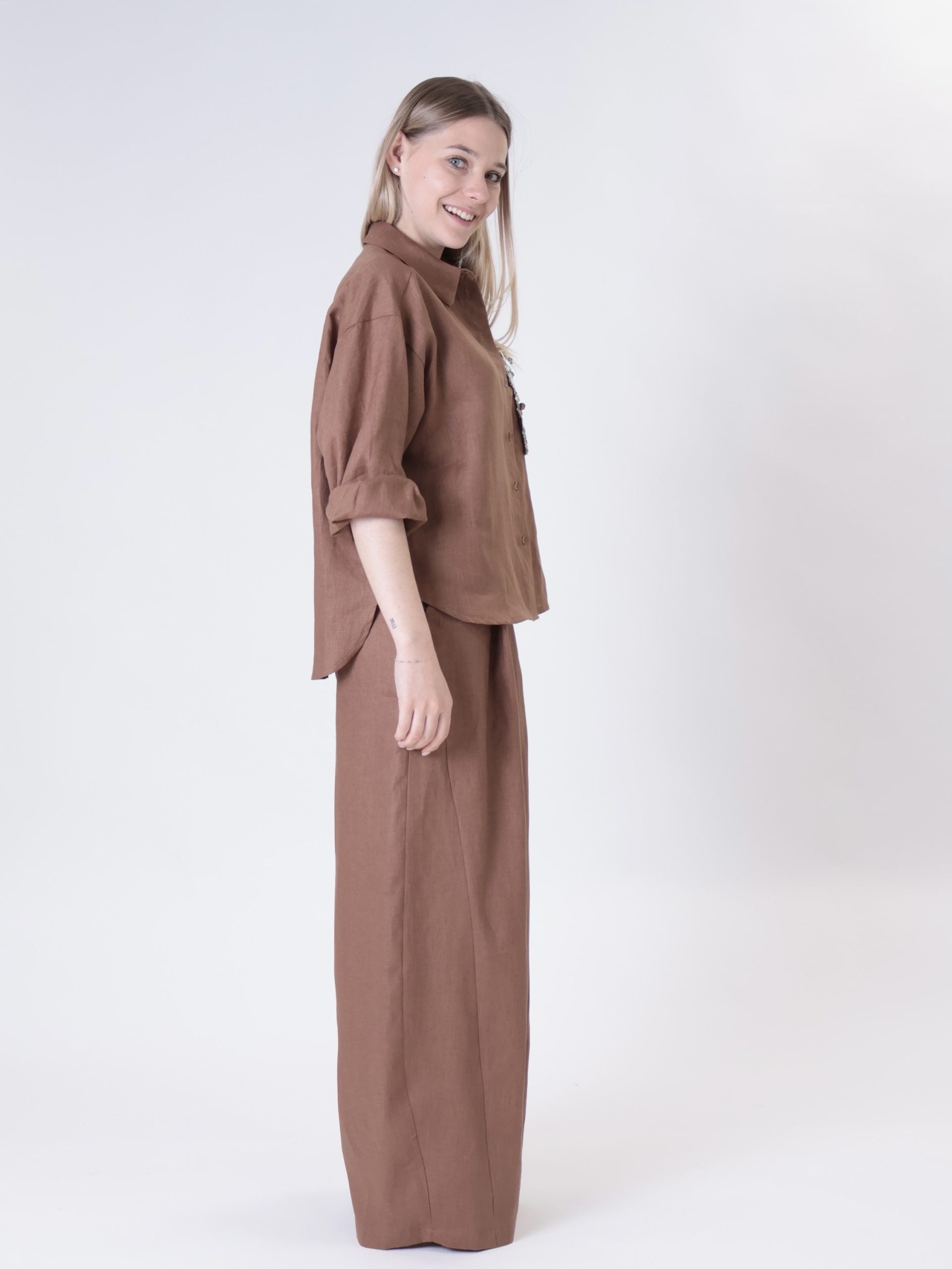 Burnt sequin pocket 100% linen shirt