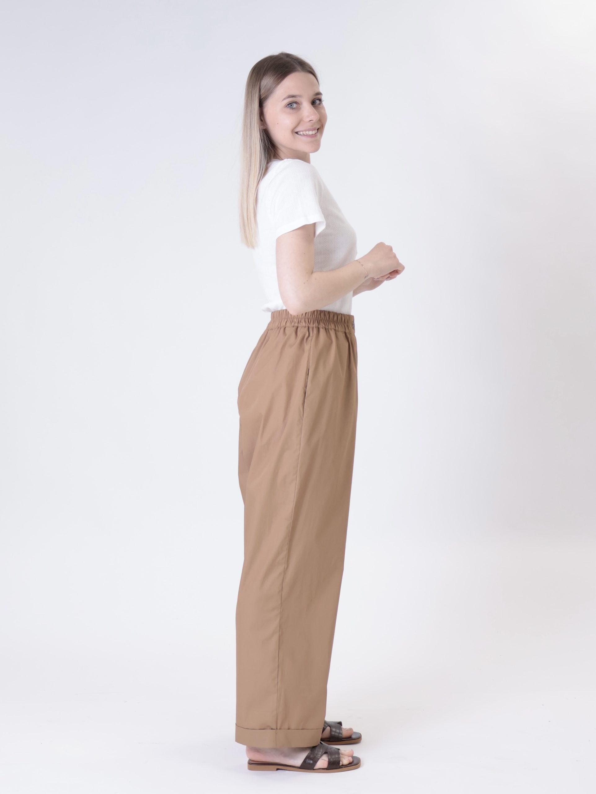 Pantalone leggerissimo cammello