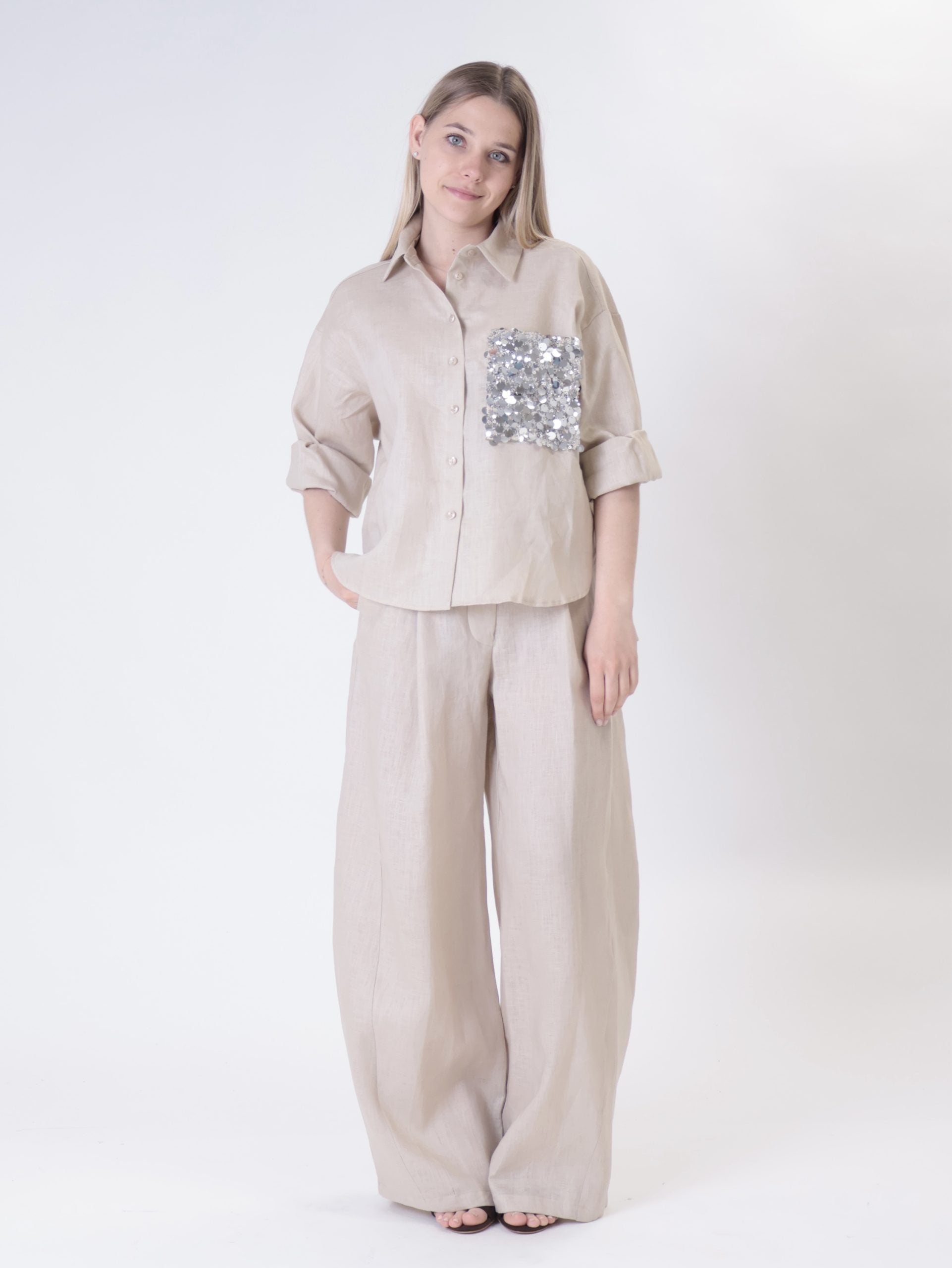 Sand 100% linen shirt with sequin pocket