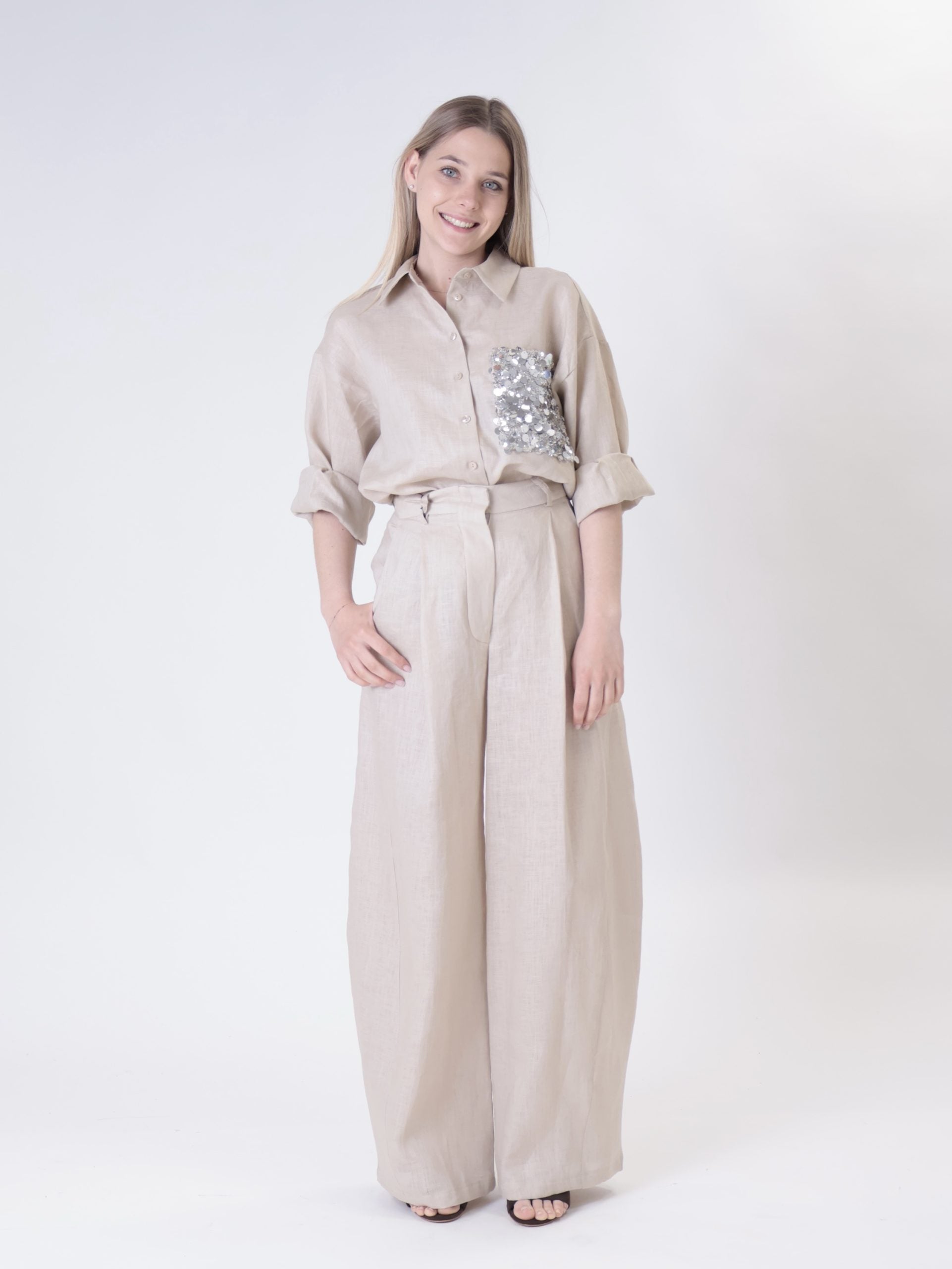 Sand 100% linen shirt with sequin pocket