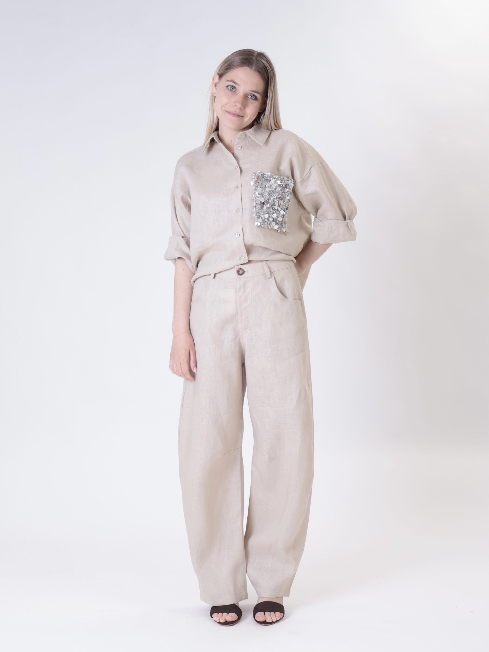 Sand 100% linen shirt with sequin pocket