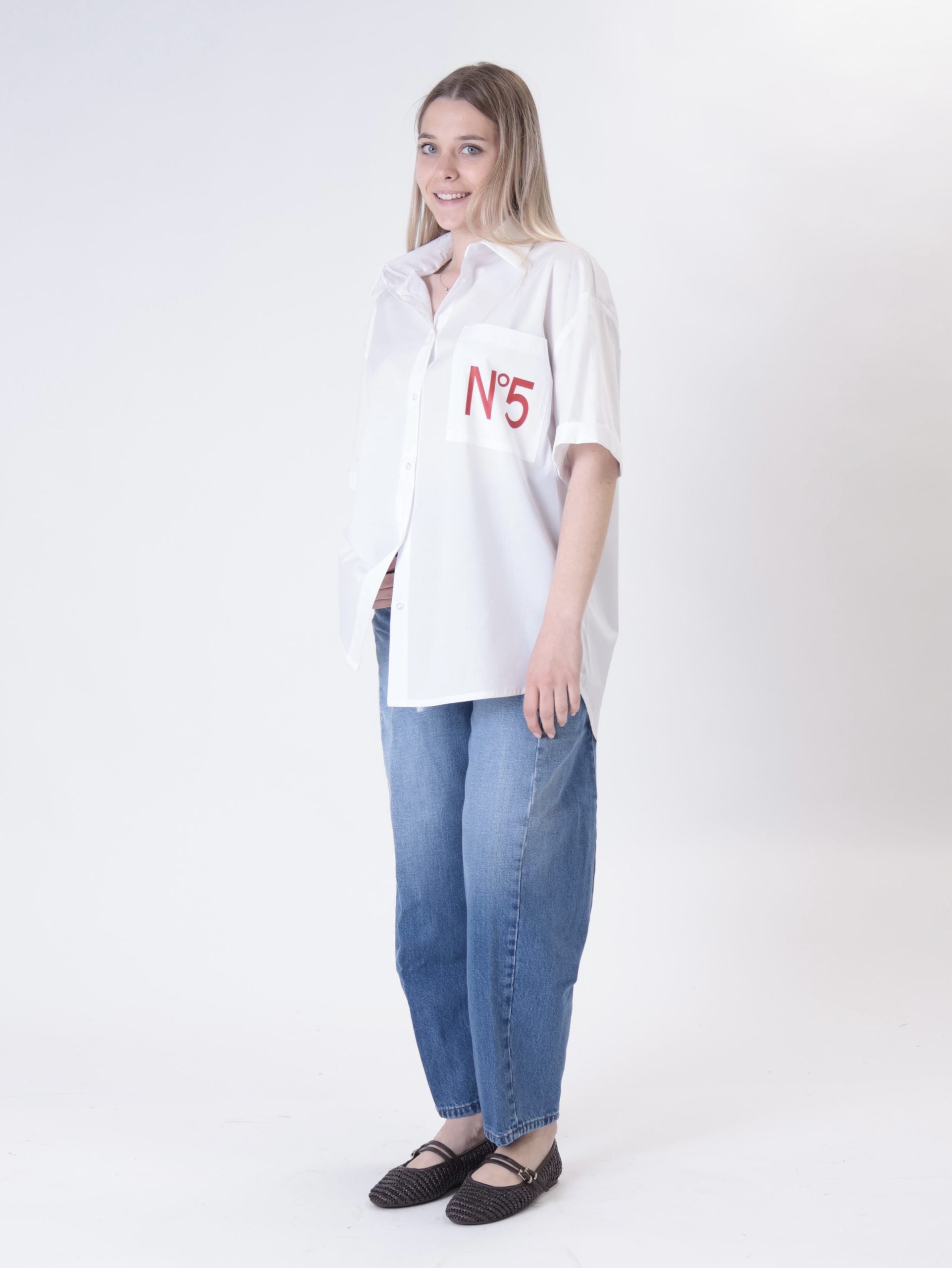 Shirt no. 5 white red