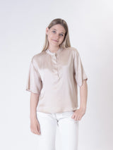 T-shirt over serafino avena
