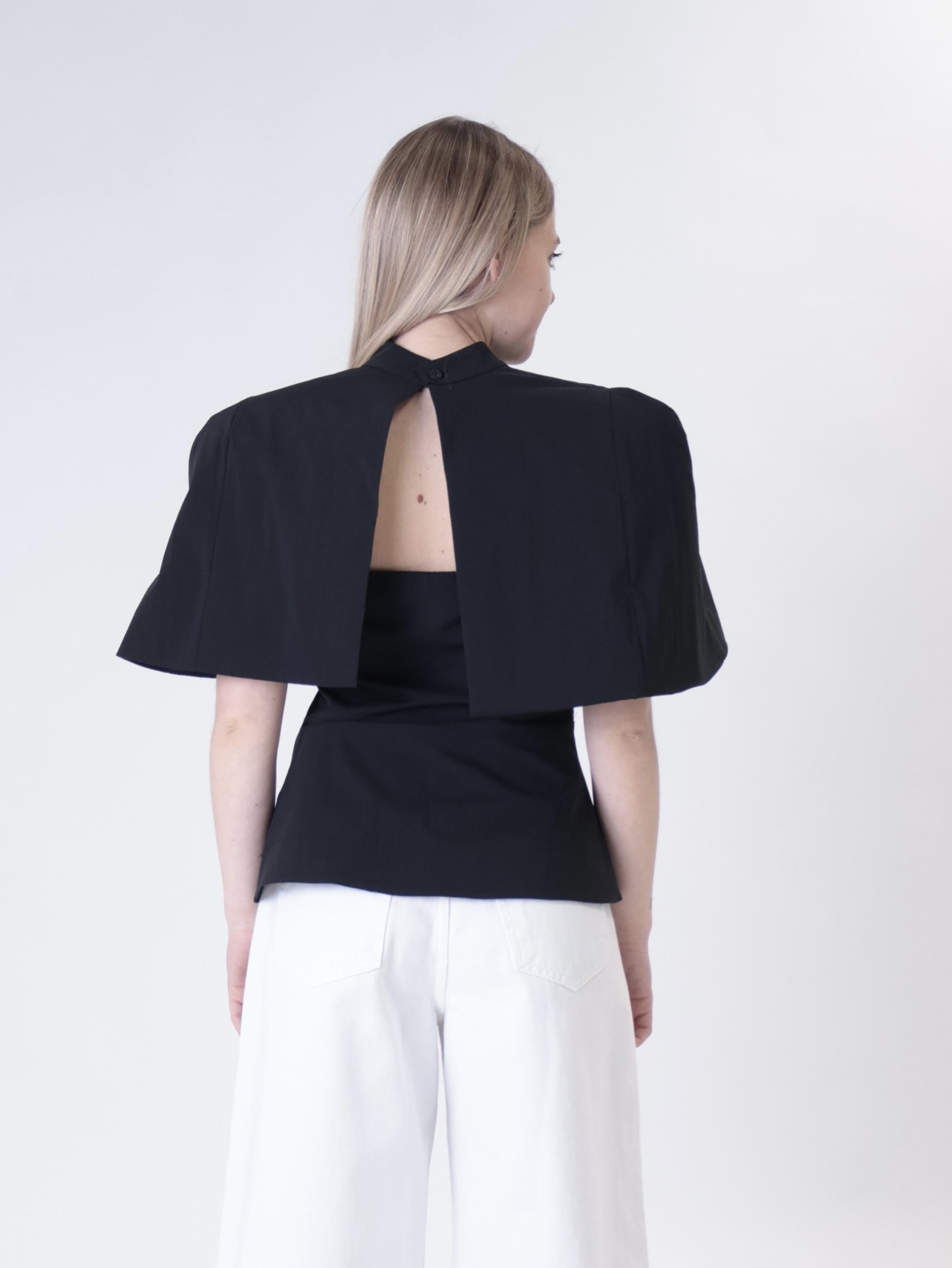 Top + cappa nero