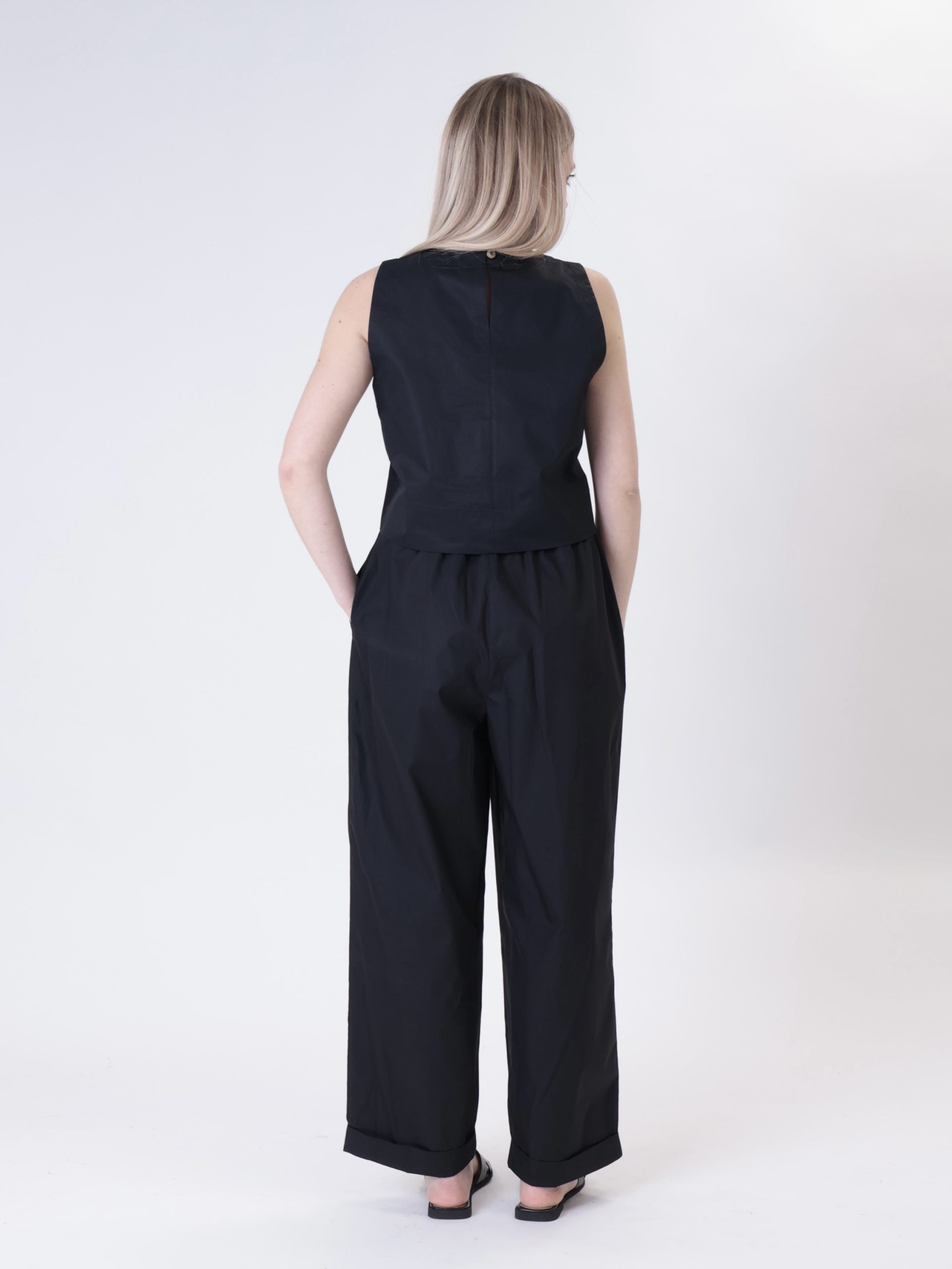 Pantalone leggerissimo nero