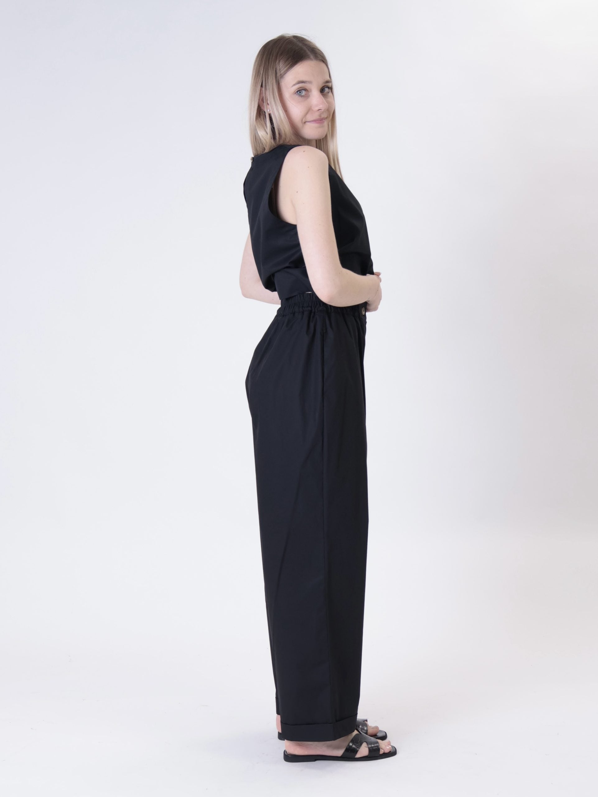 Pantalone leggerissimo nero