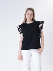 T-shirt spalle ricamo fiore nero