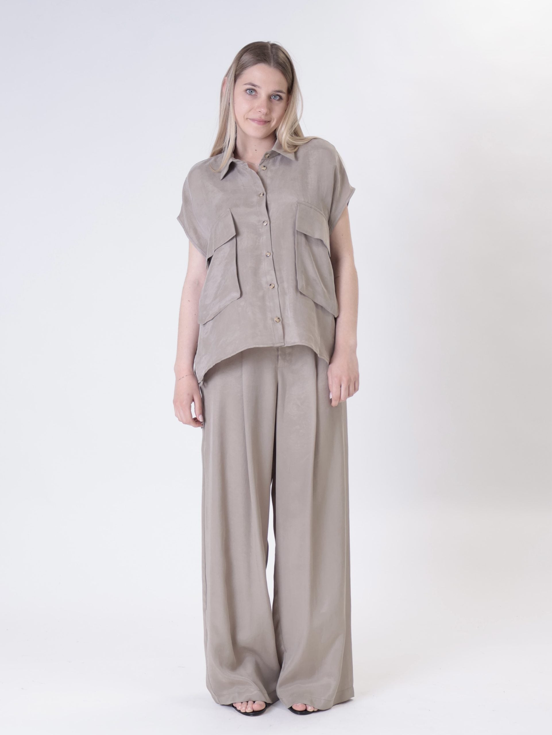 Desert cupro waistcoat
