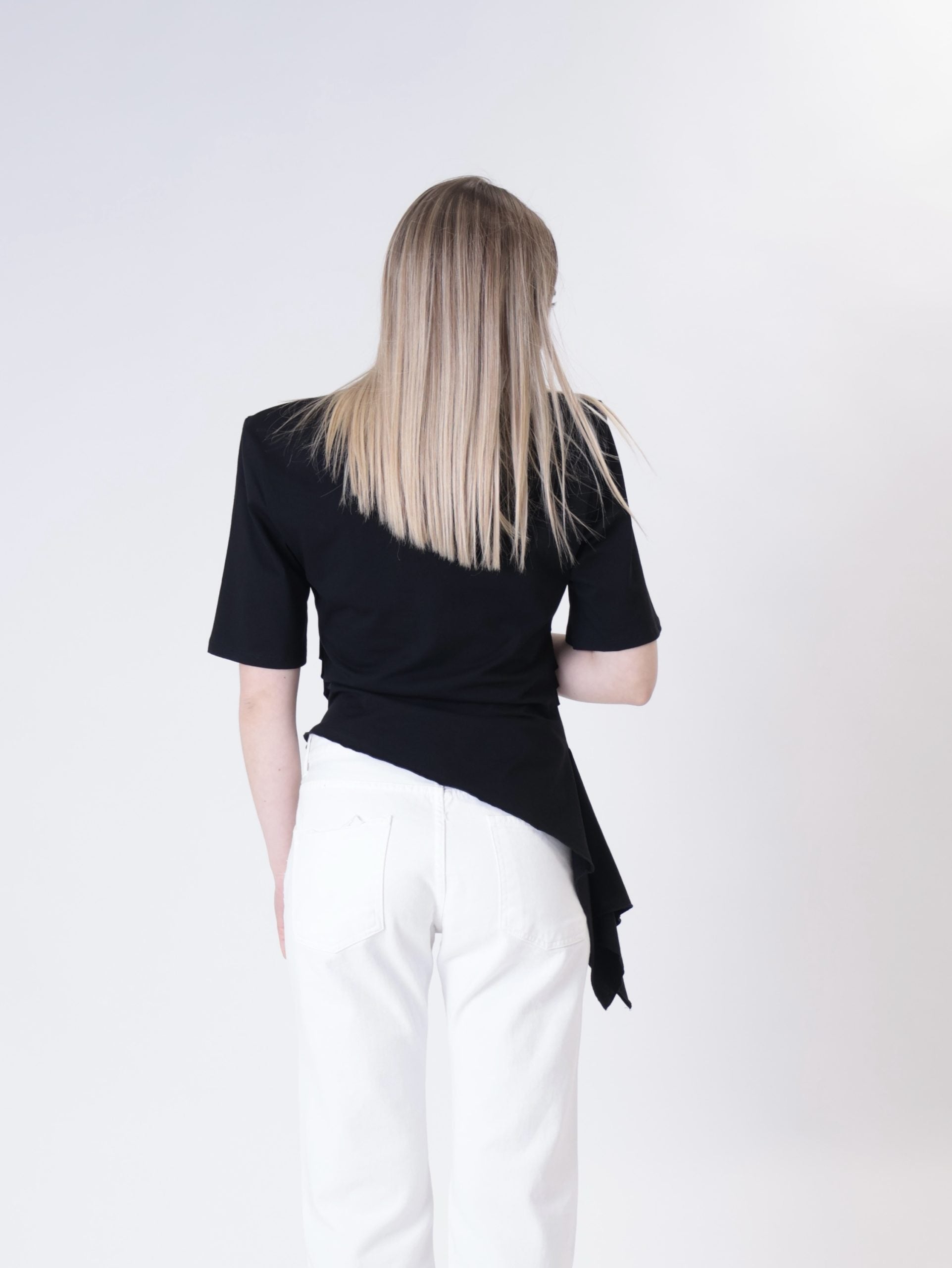 T-shirt pizzicata nera