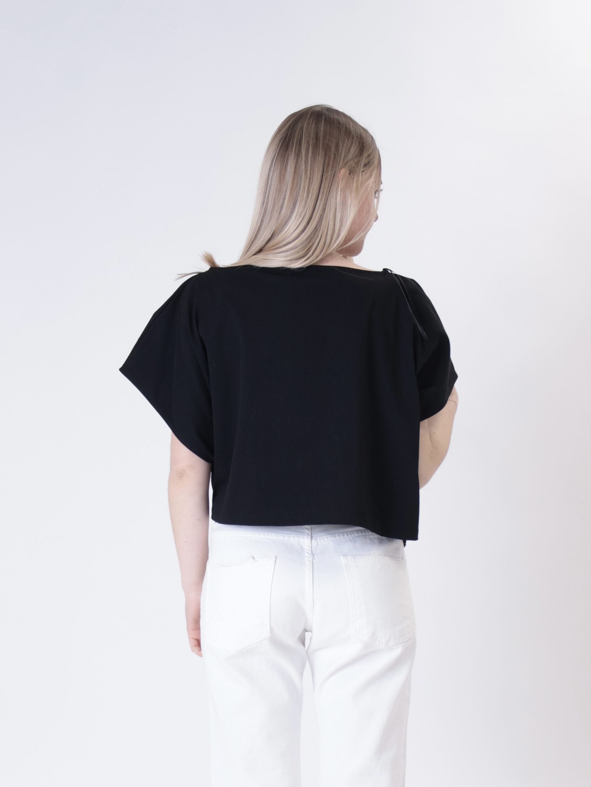 T-shirt nodo nera