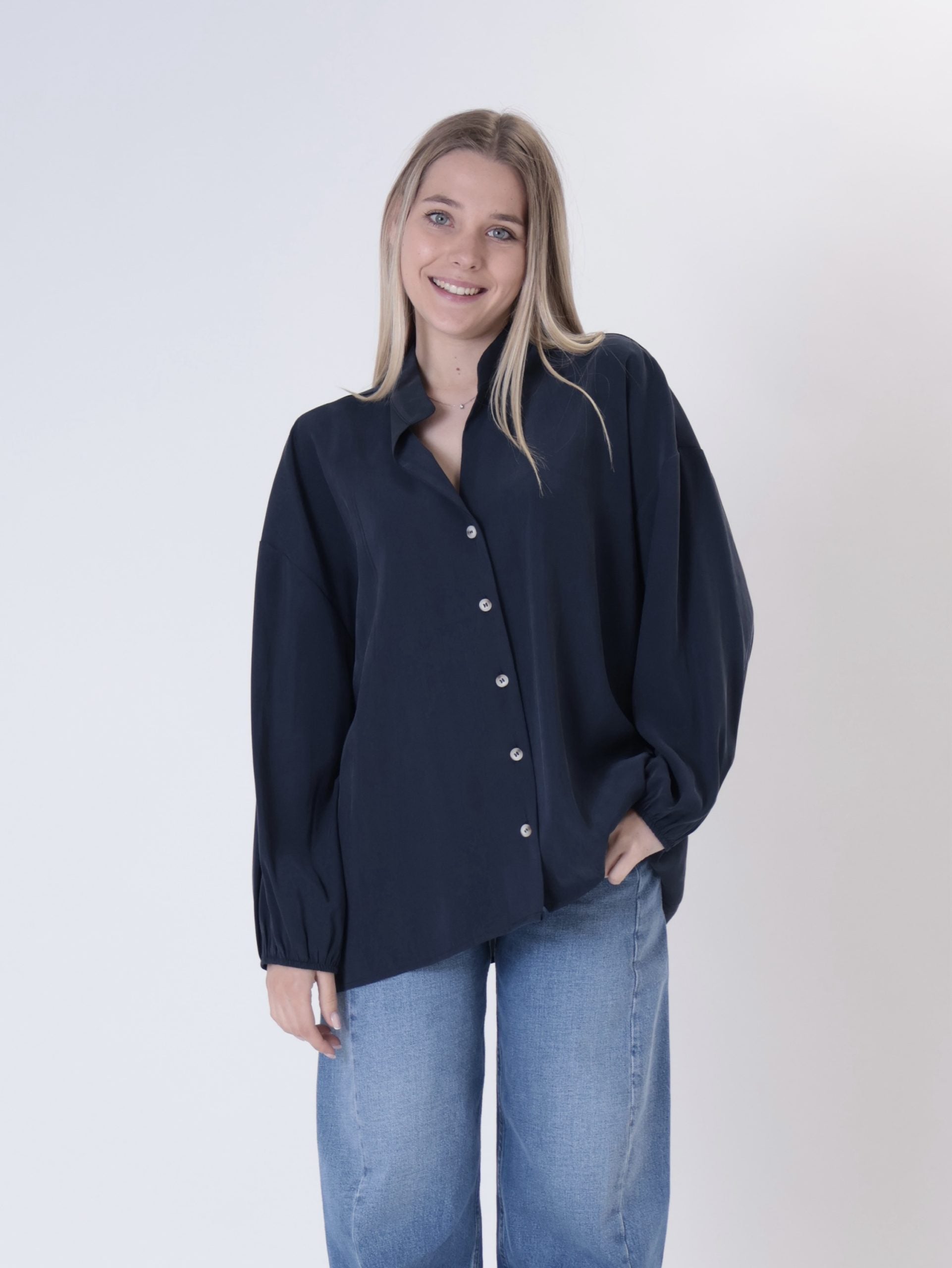 Camicia cupro scollo V blu