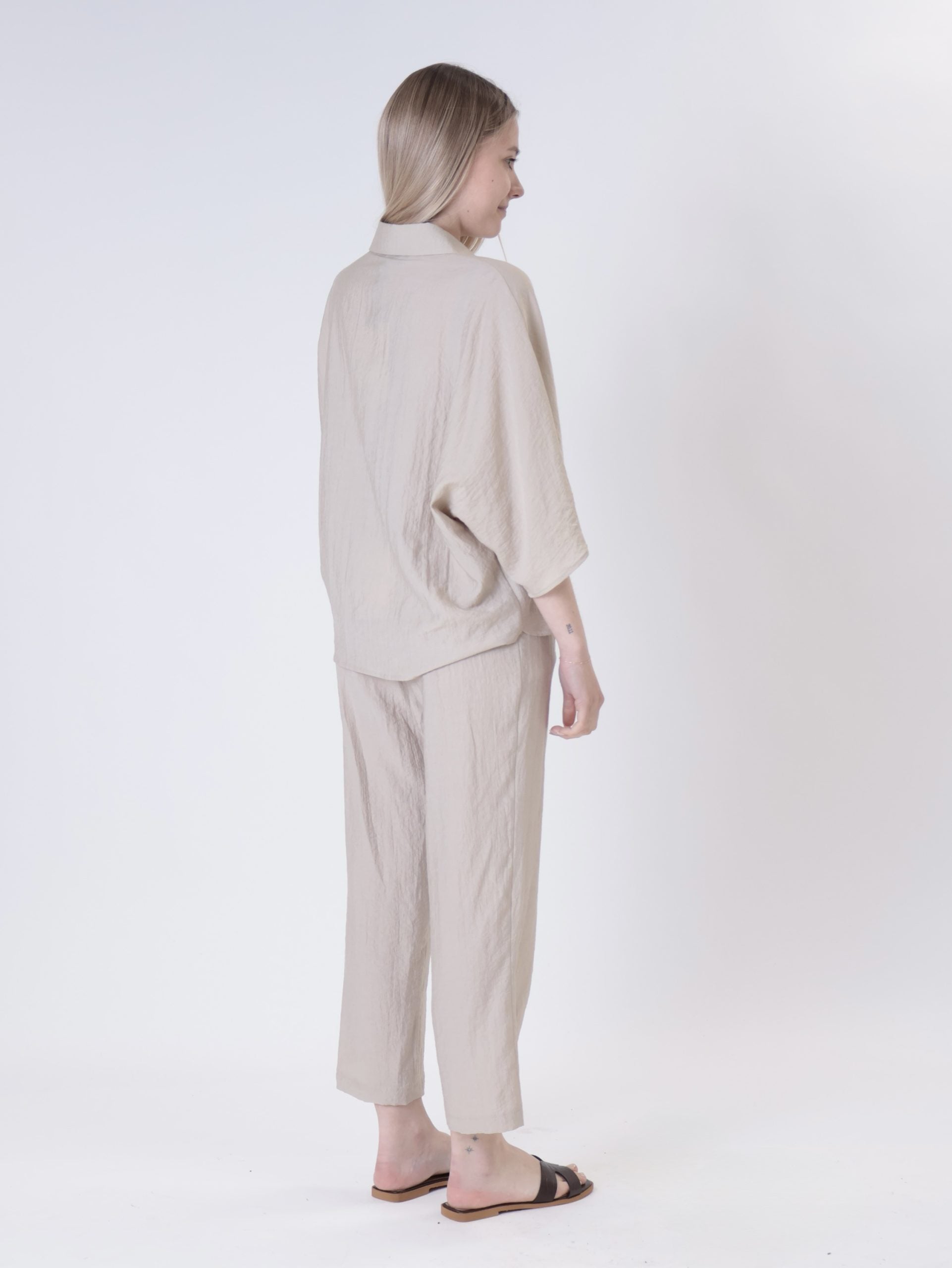 Betta beige shirt