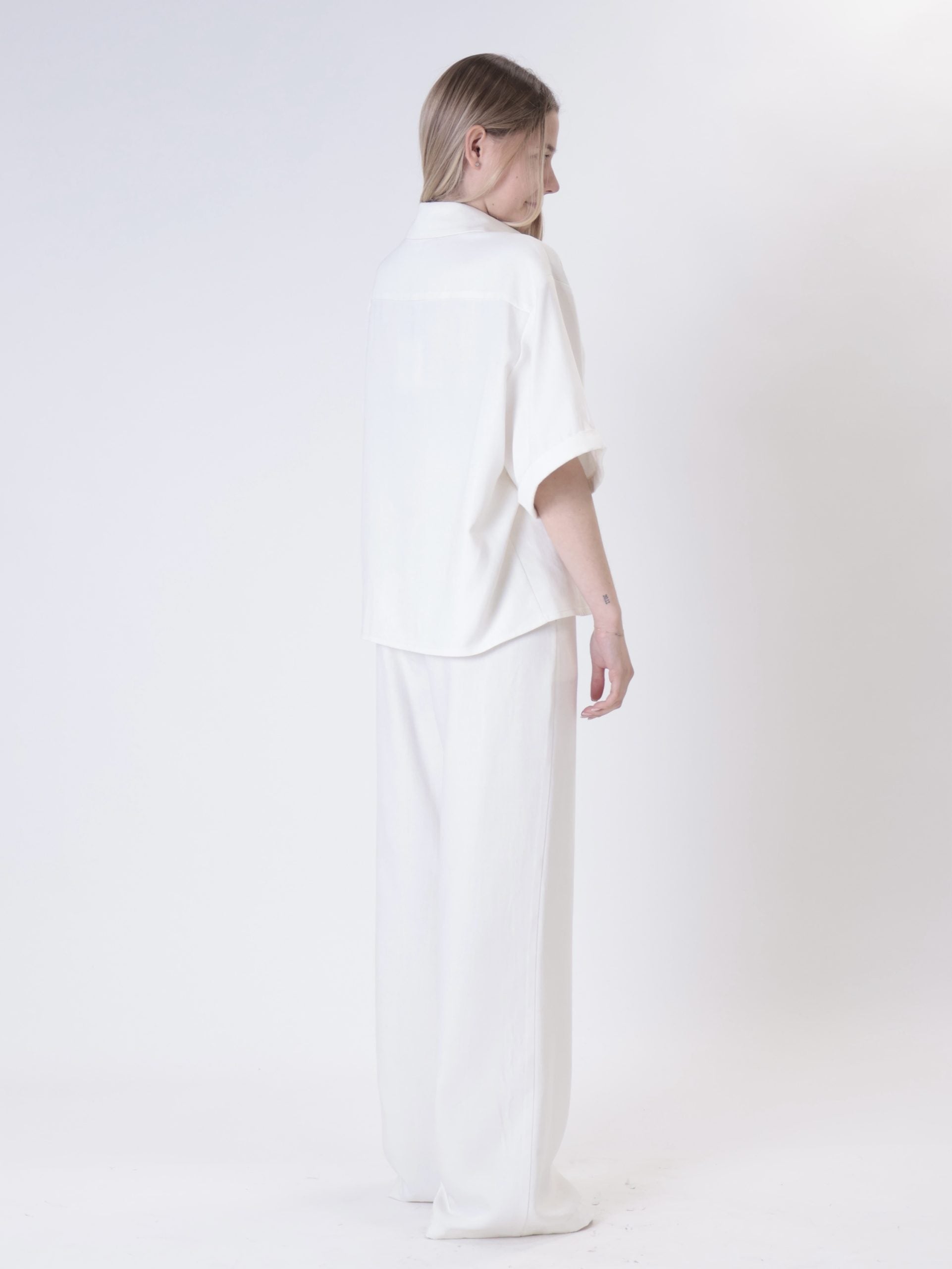 White Tencel shirt with sequin pocket