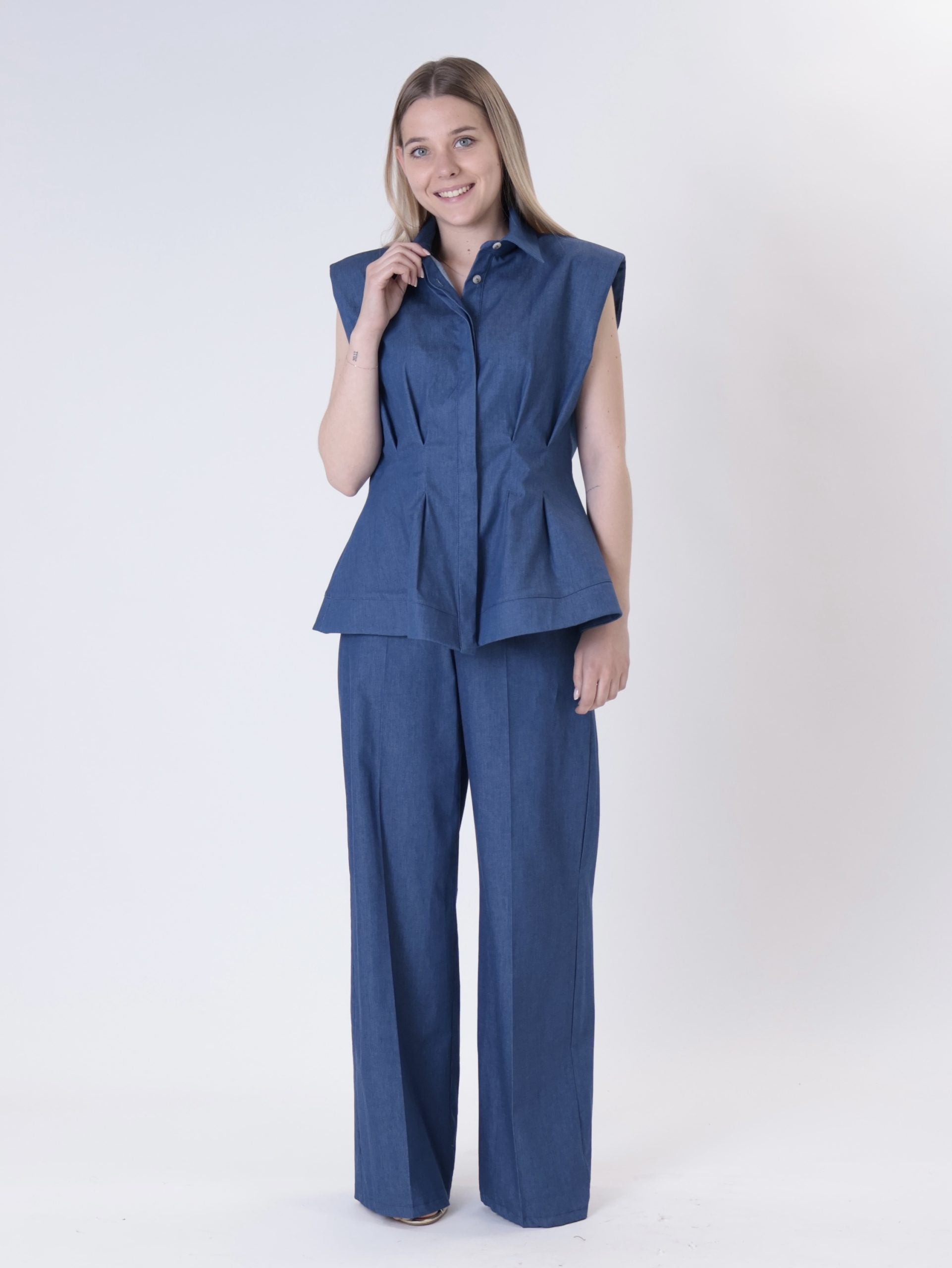 Top chambray