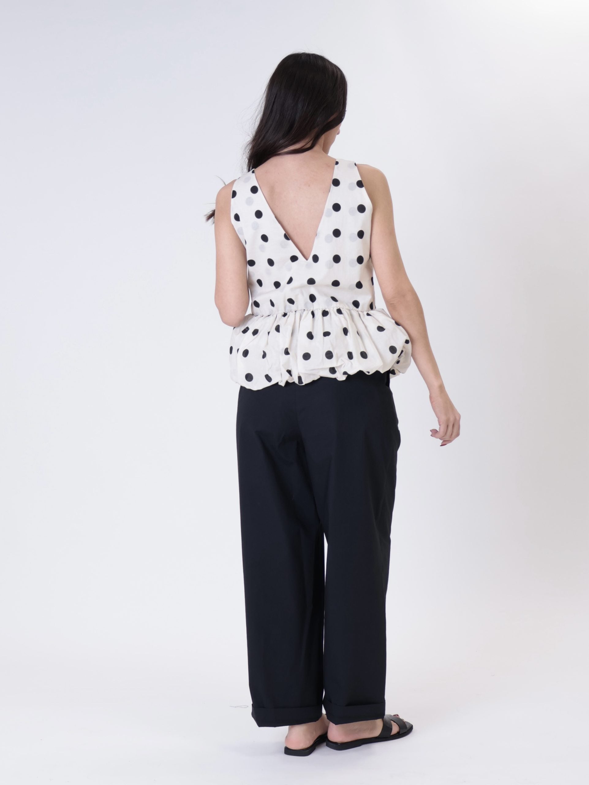 Lightweight black women's trousers
