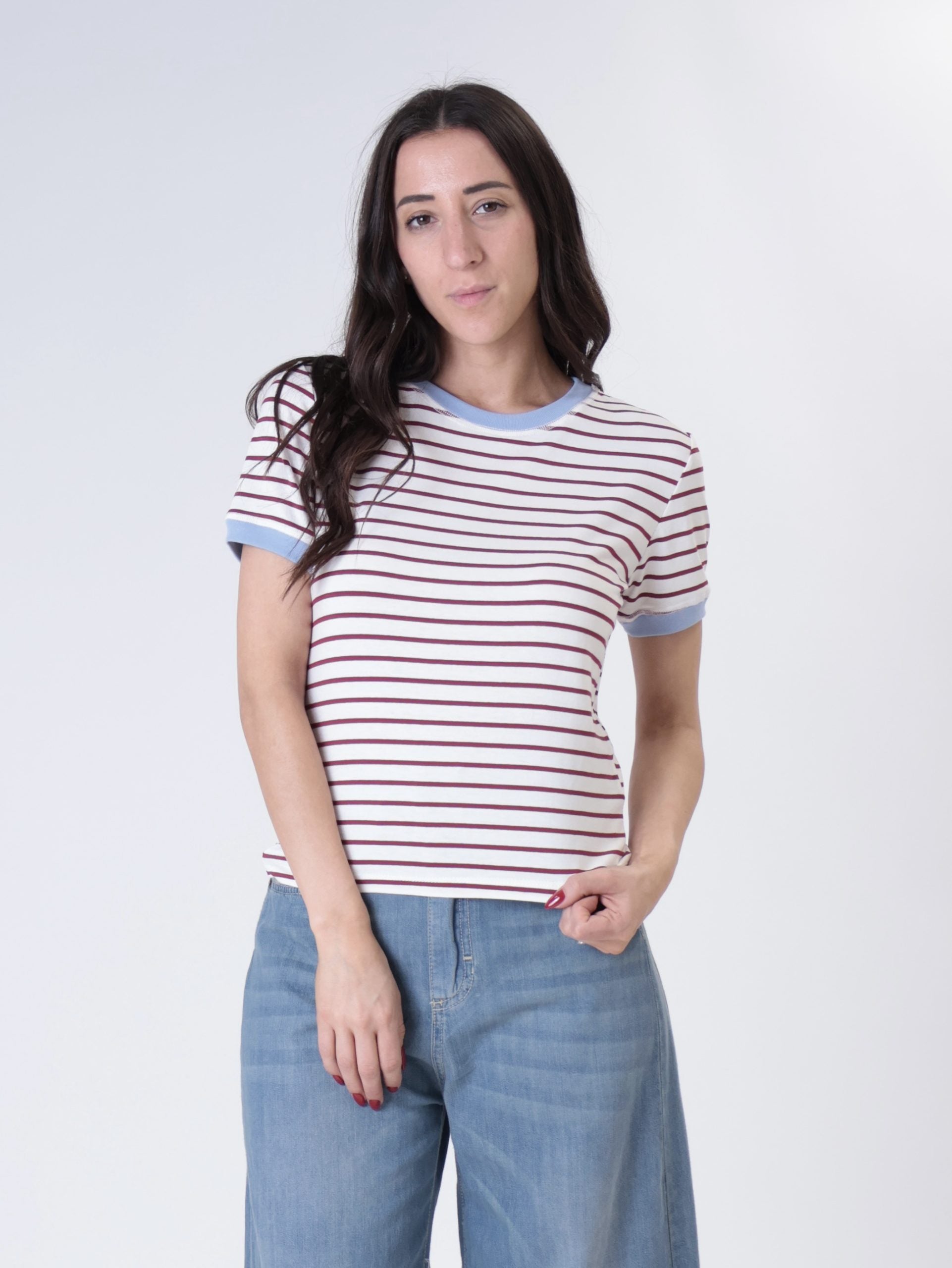 T-shirt riga fina bordo contrasto (colori all'interno)