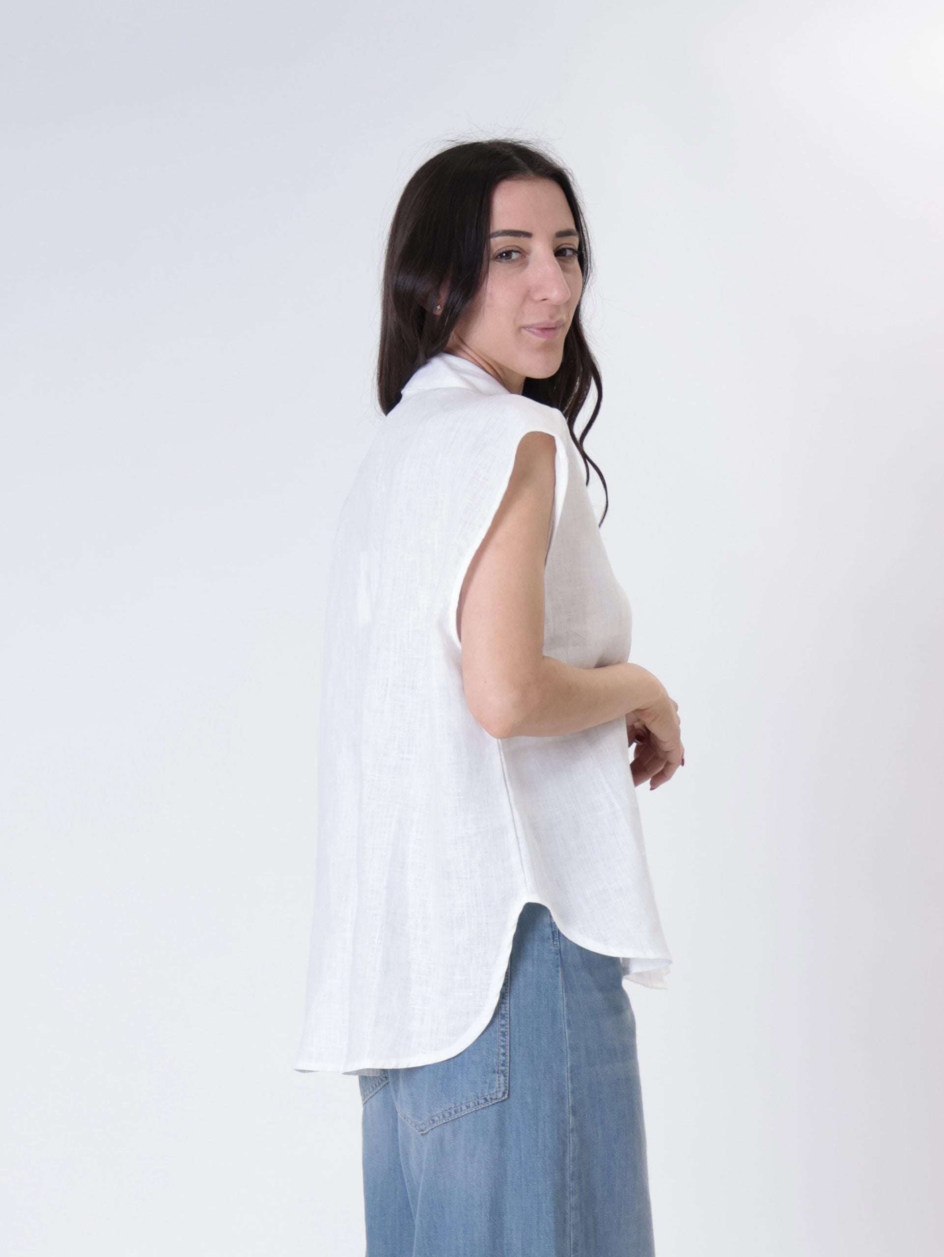 Camicia smanicata tasca paillettes naturale