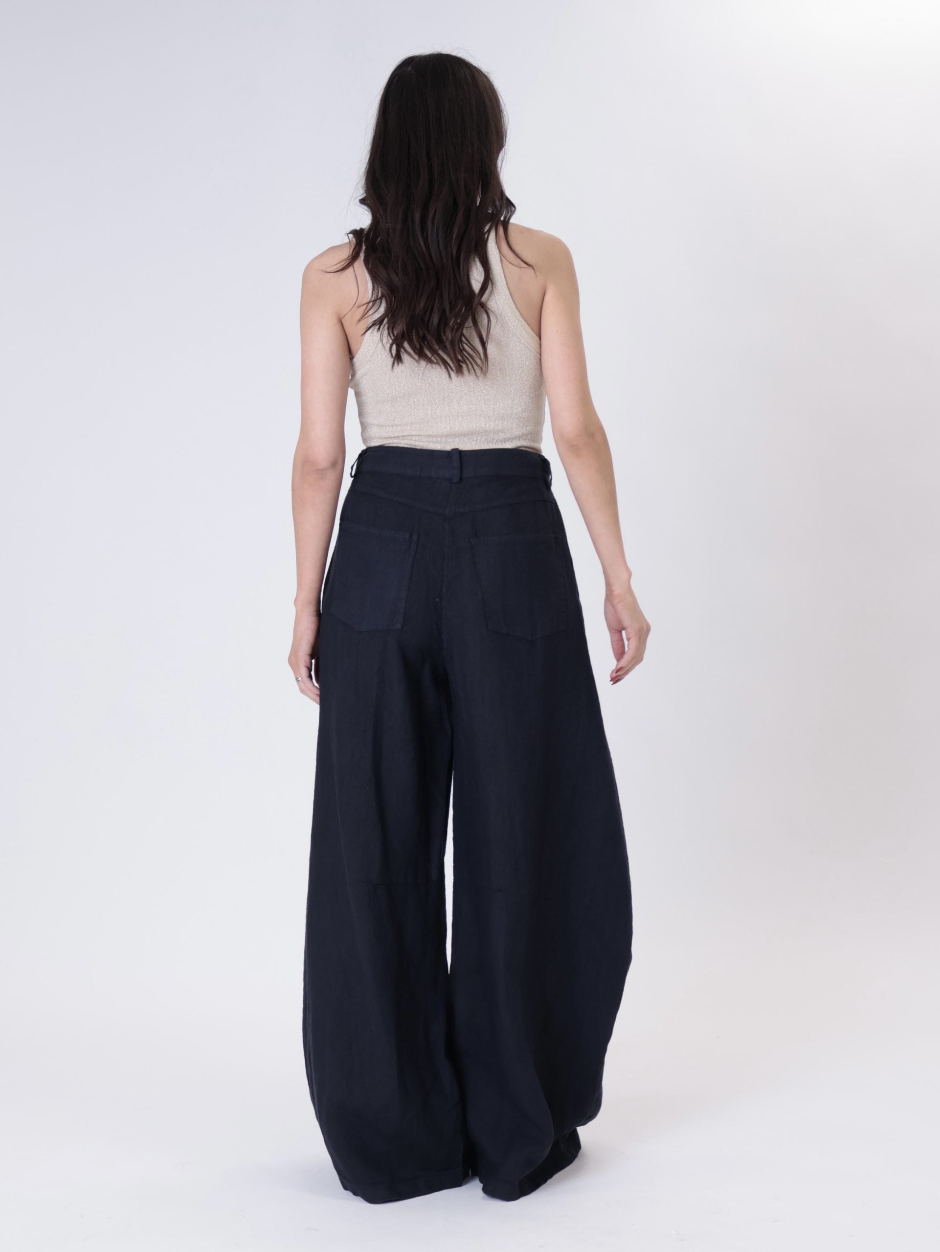 Barrel trousers in 100% blue linen