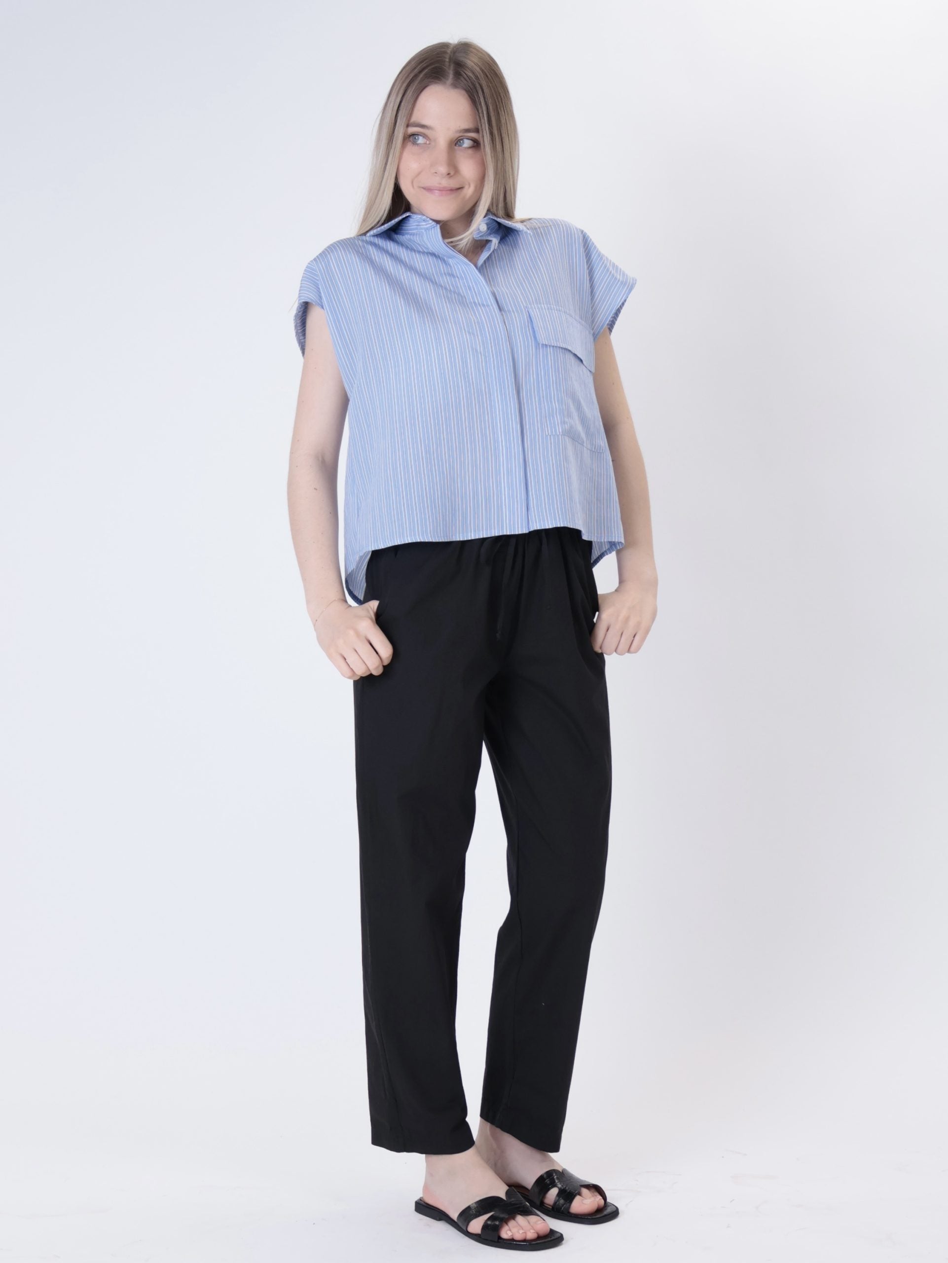 Camicia smanicata riga celeste
