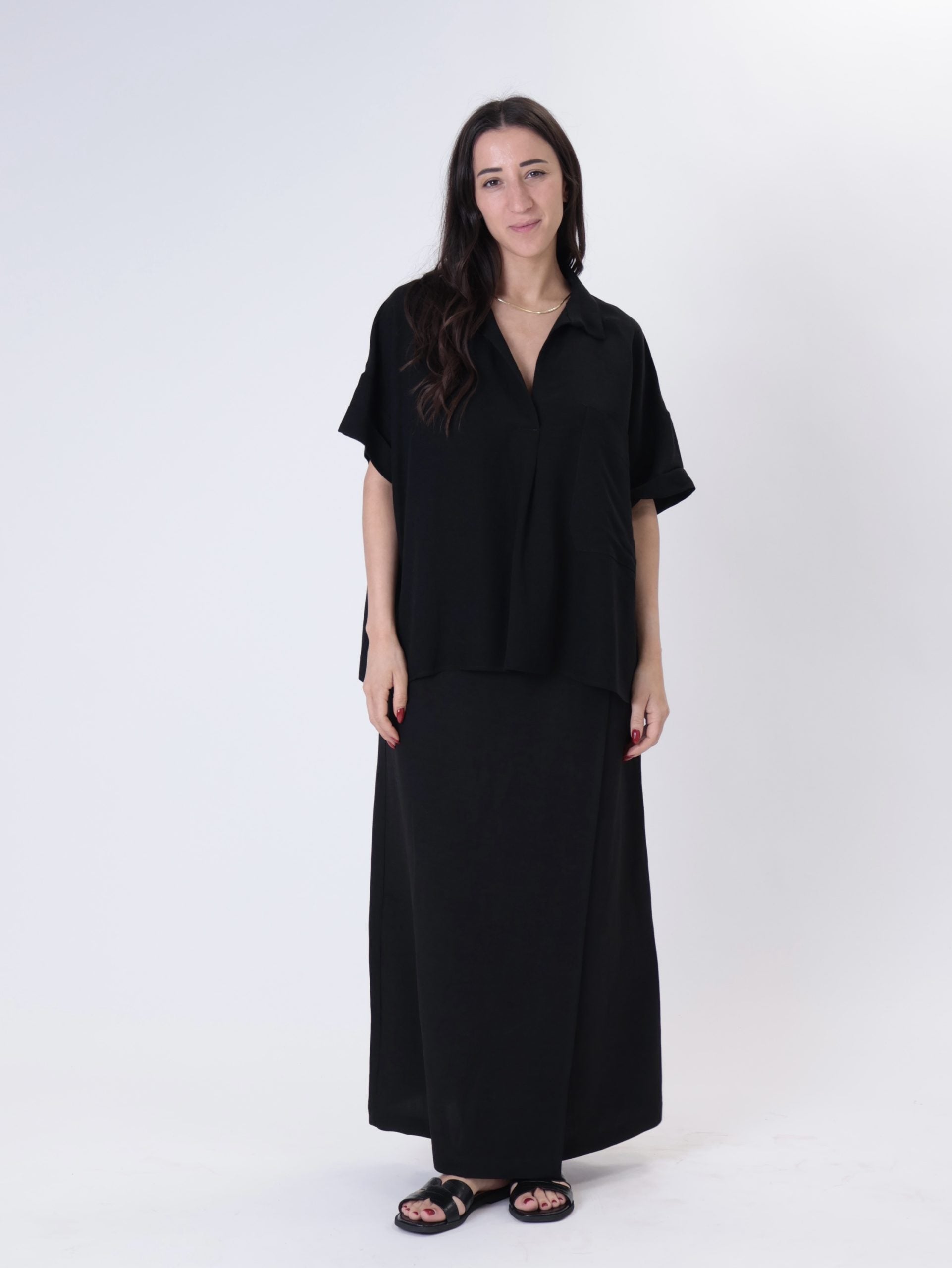 Flowy black suit