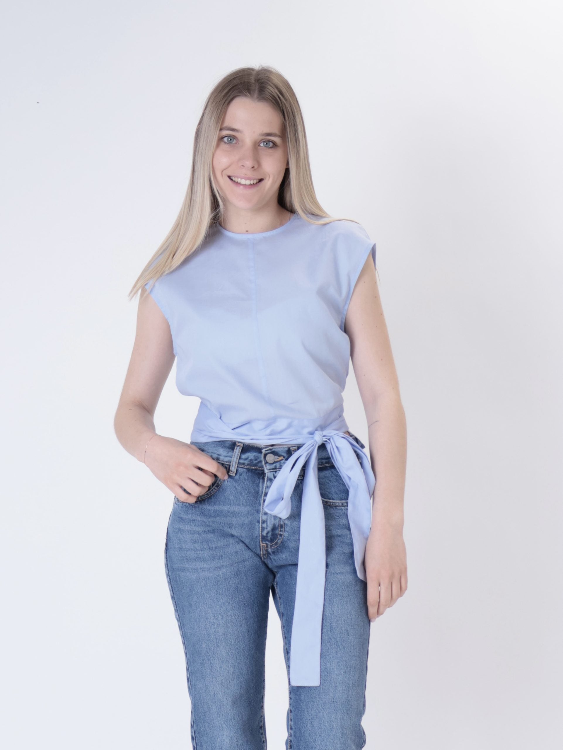 Top laccio azzurro
