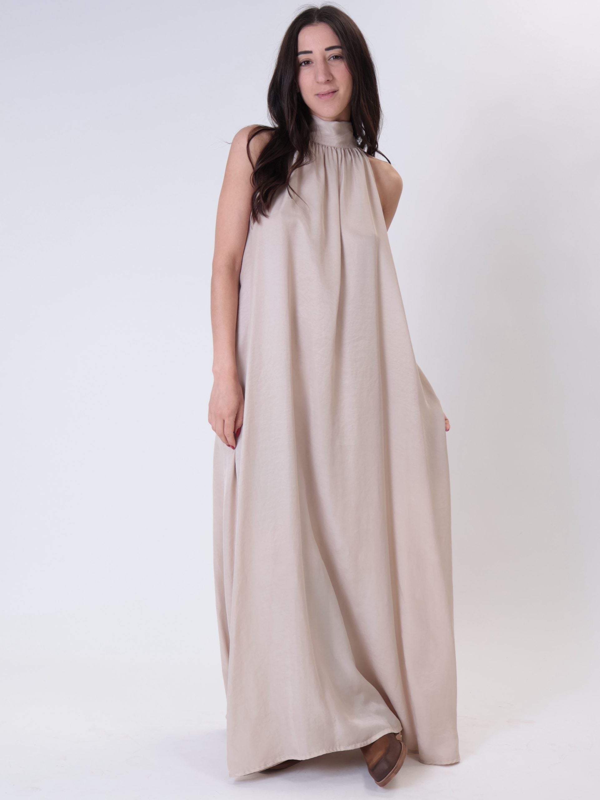 Abito lyocell collo alto beige