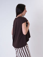 T-shirt fondo arrotondato cioccolato