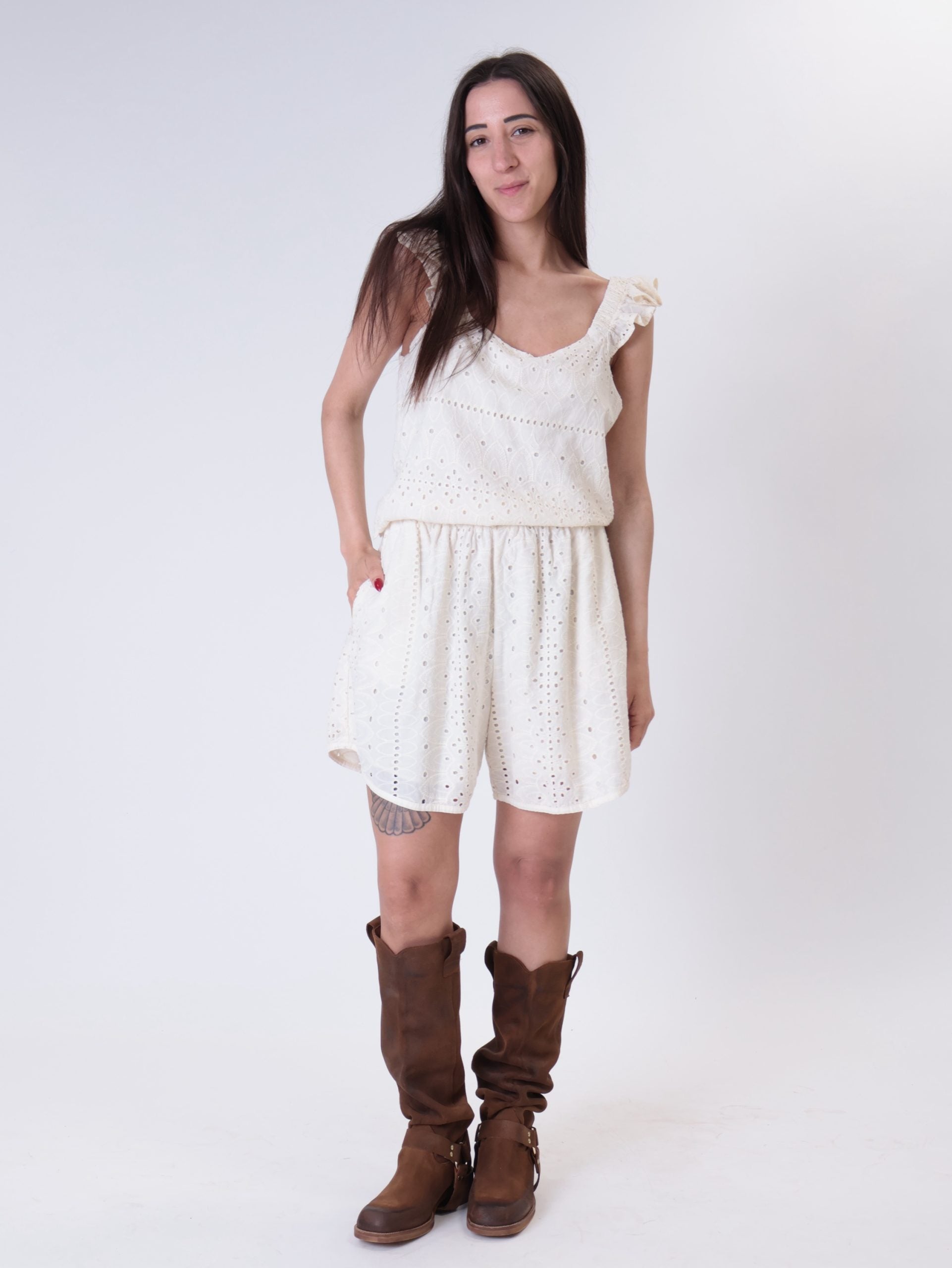Completo top + shorts sangallo burro