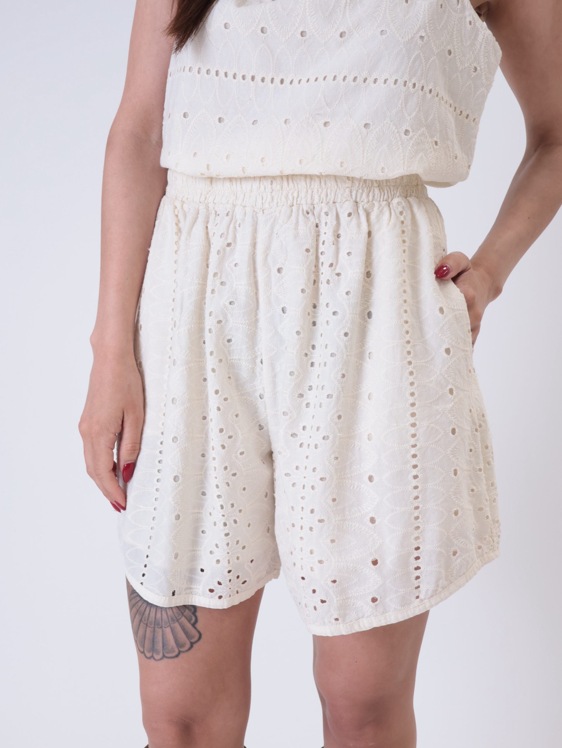 Completo top + shorts sangallo burro
