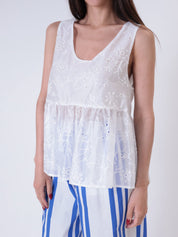 Top ricamo leggero bianco