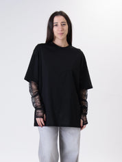 T-shirt manica pizzo nera