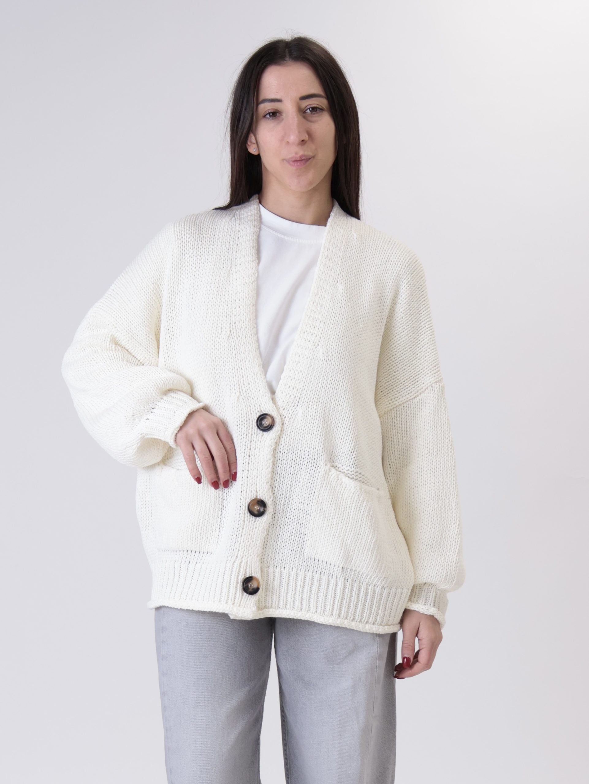 Cream 3-button cardigan
