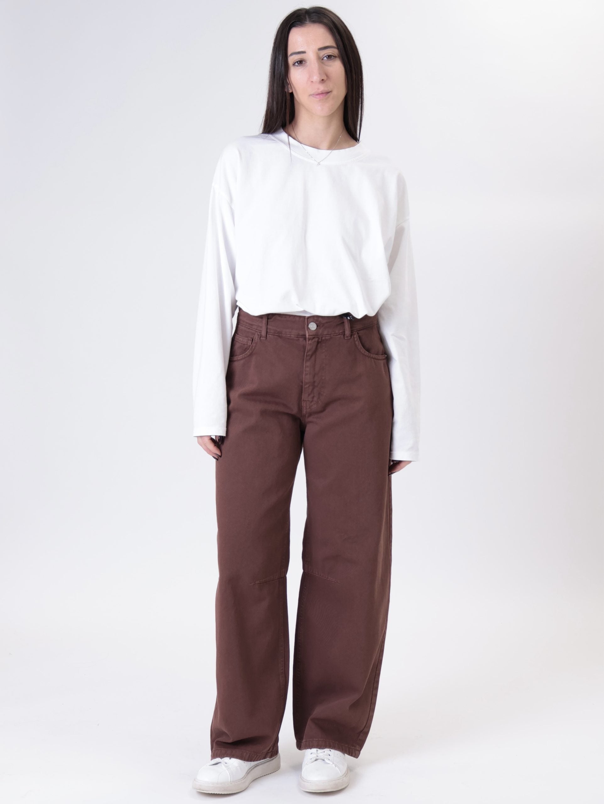 Dark brown judo jeans