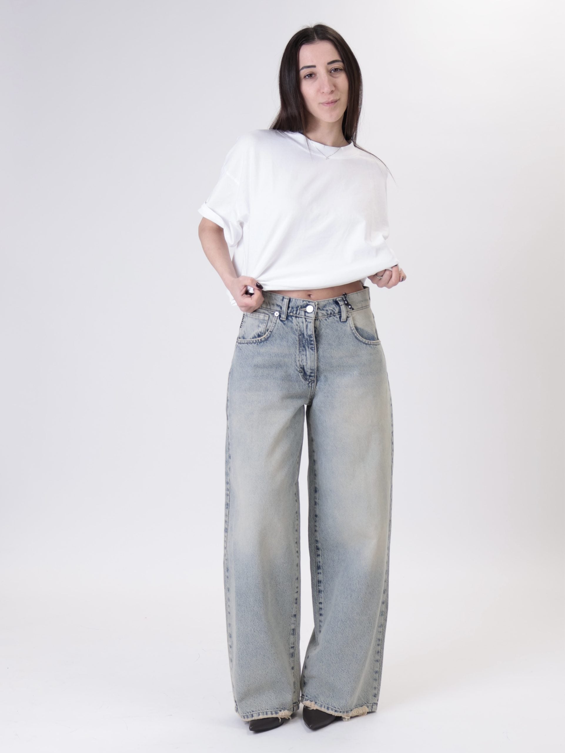 Beautiful sandblasted jeans