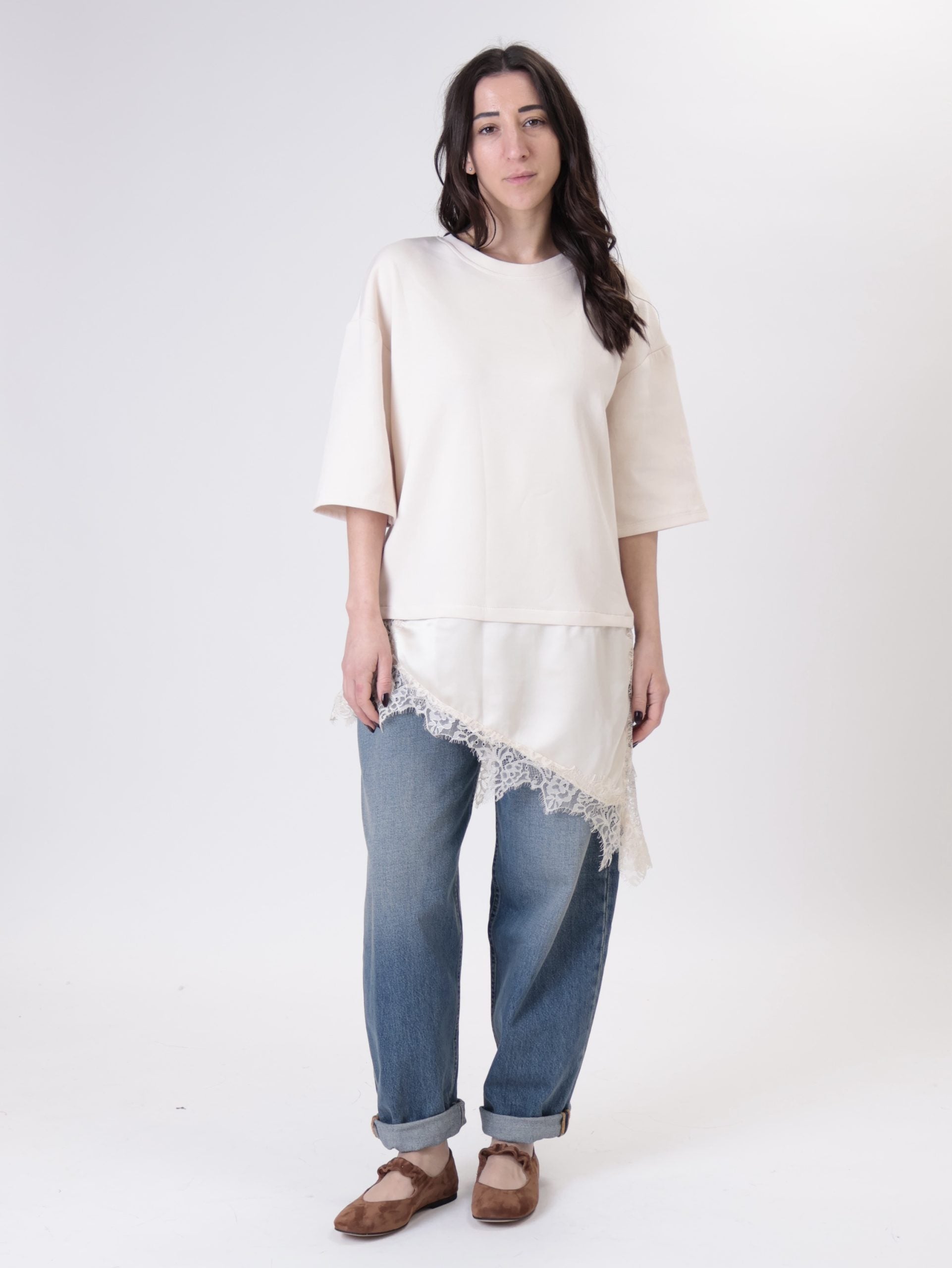 T-shirt con lingerie burro