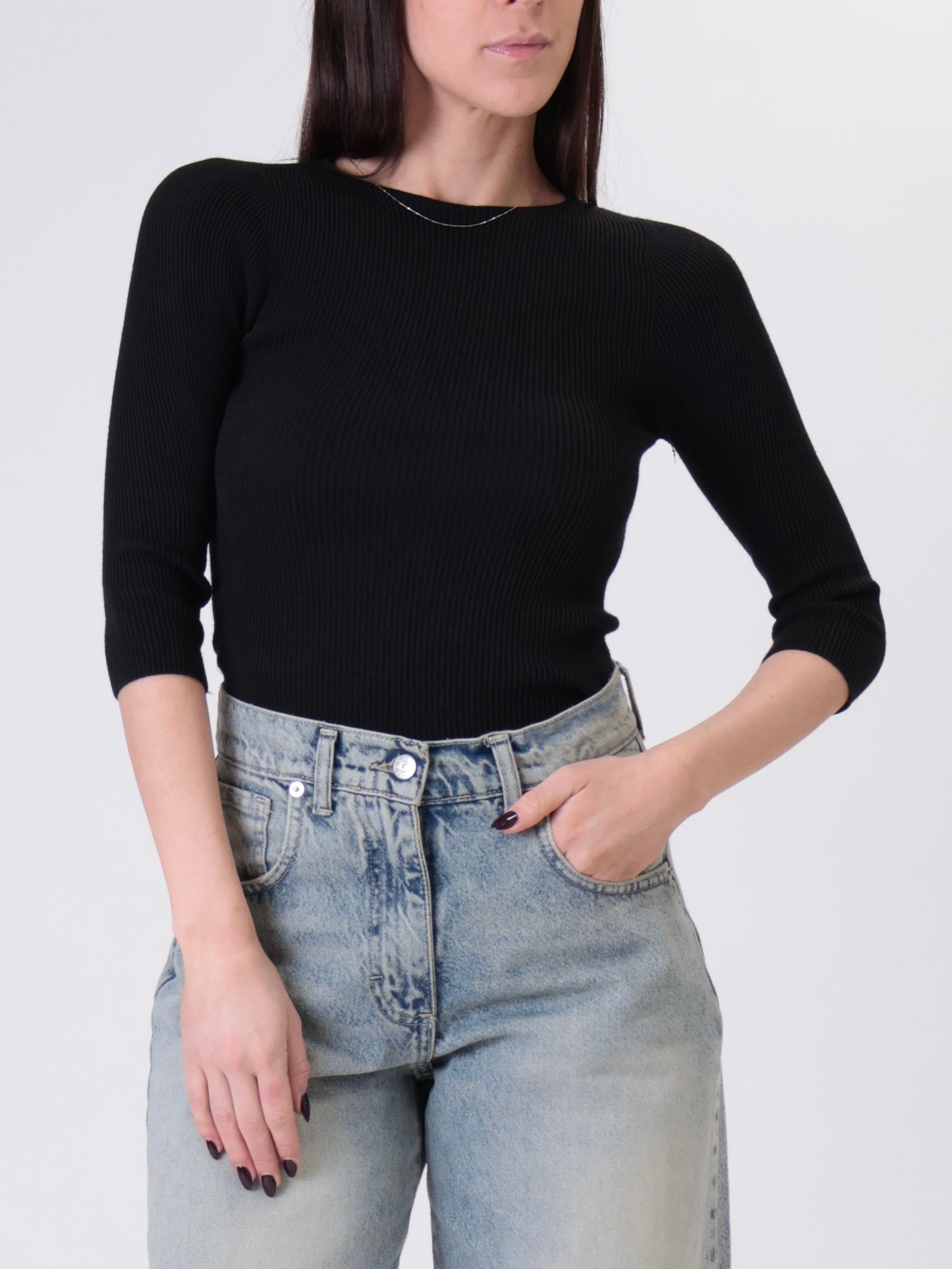 Black ribbed 3/4 sleeve top