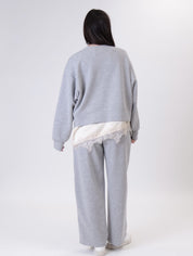 Sweatshirt with grey lingerie