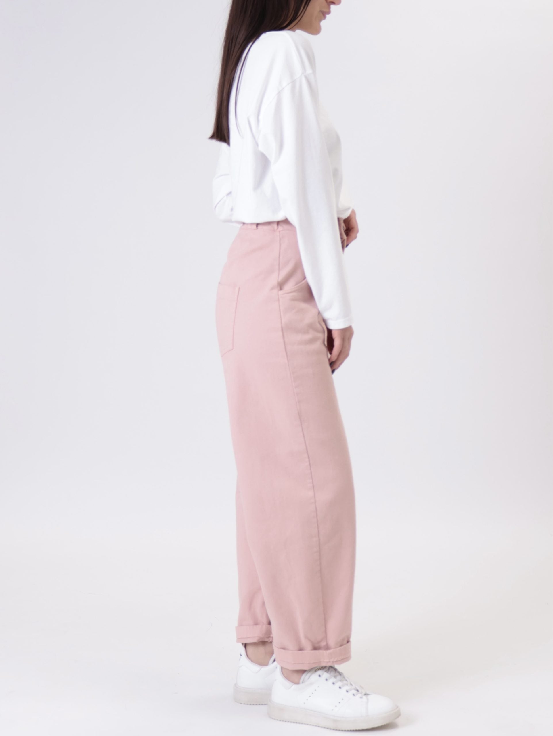 Egg-shaped trousers pink stitching