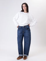 Jeans with balloon seams