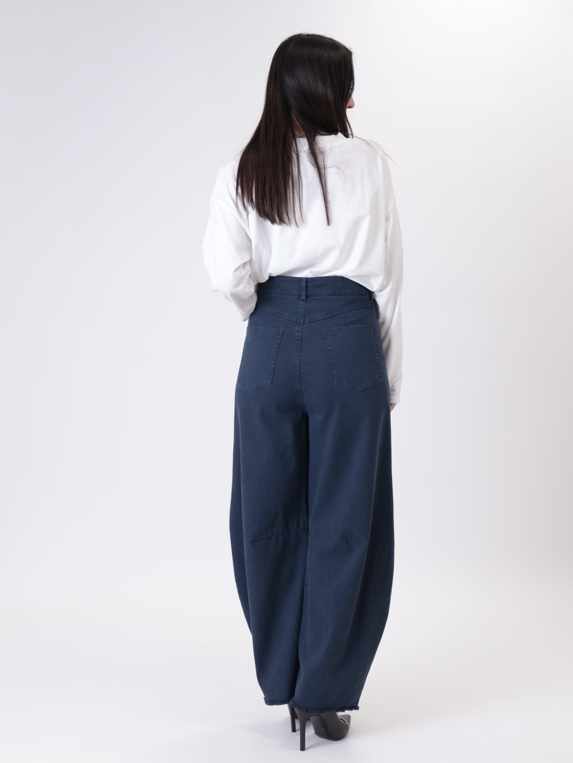 Frayed blue balloon jeans