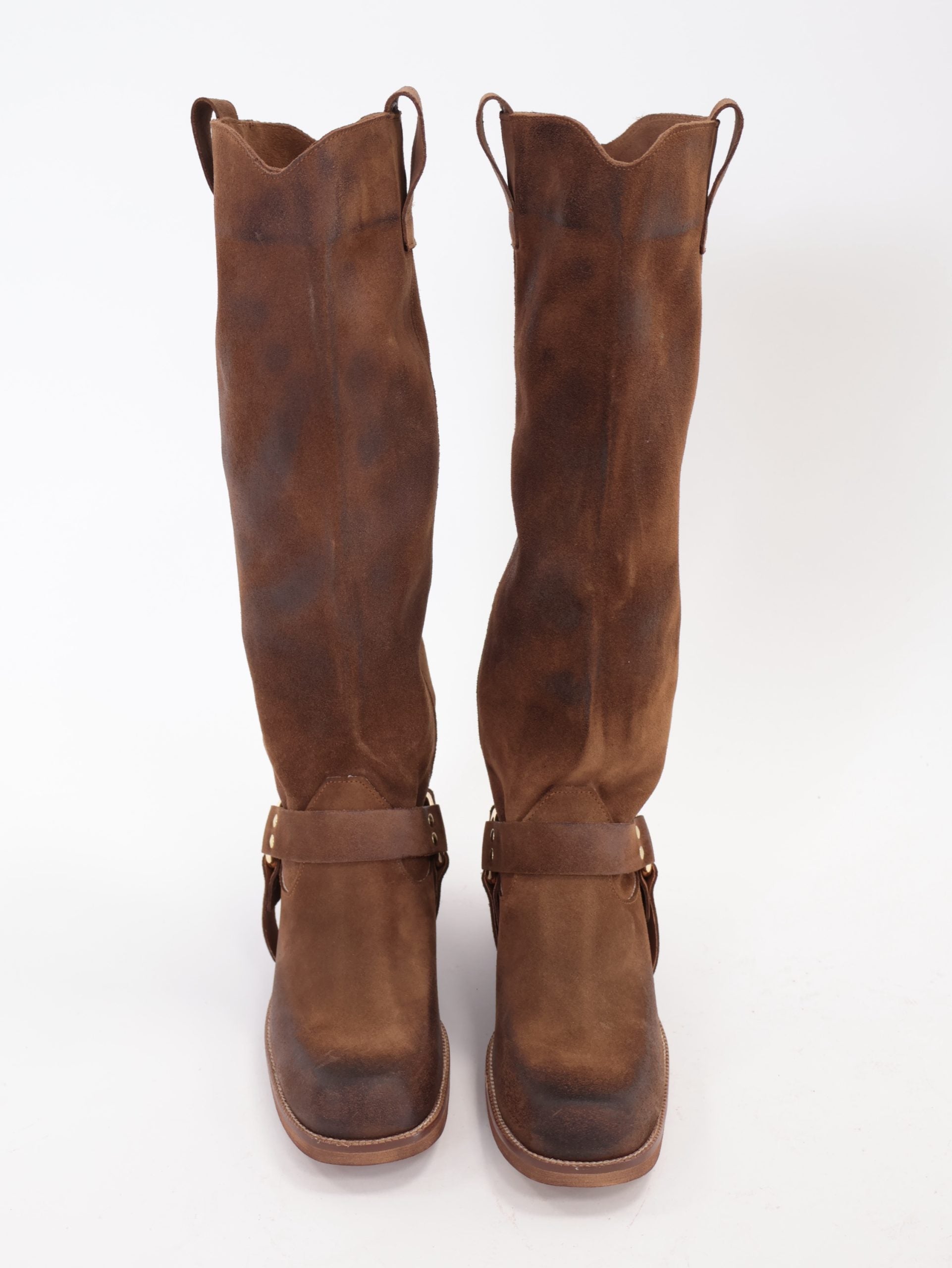Dark brown suede boot