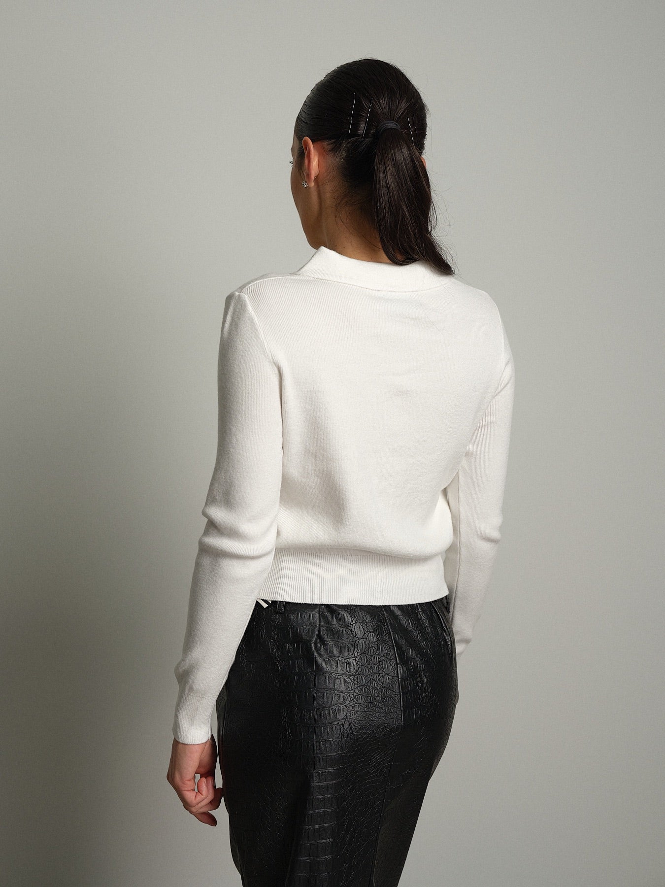 Cardigan polo bottoni Panna Veve VE446;Cardigan polo bottoni Panna Veve VE446 — foto 2;Cardigan polo bottoni Panna Veve VE446 — foto 3;Cardigan polo bottoni Panna Veve VE446 — foto 4