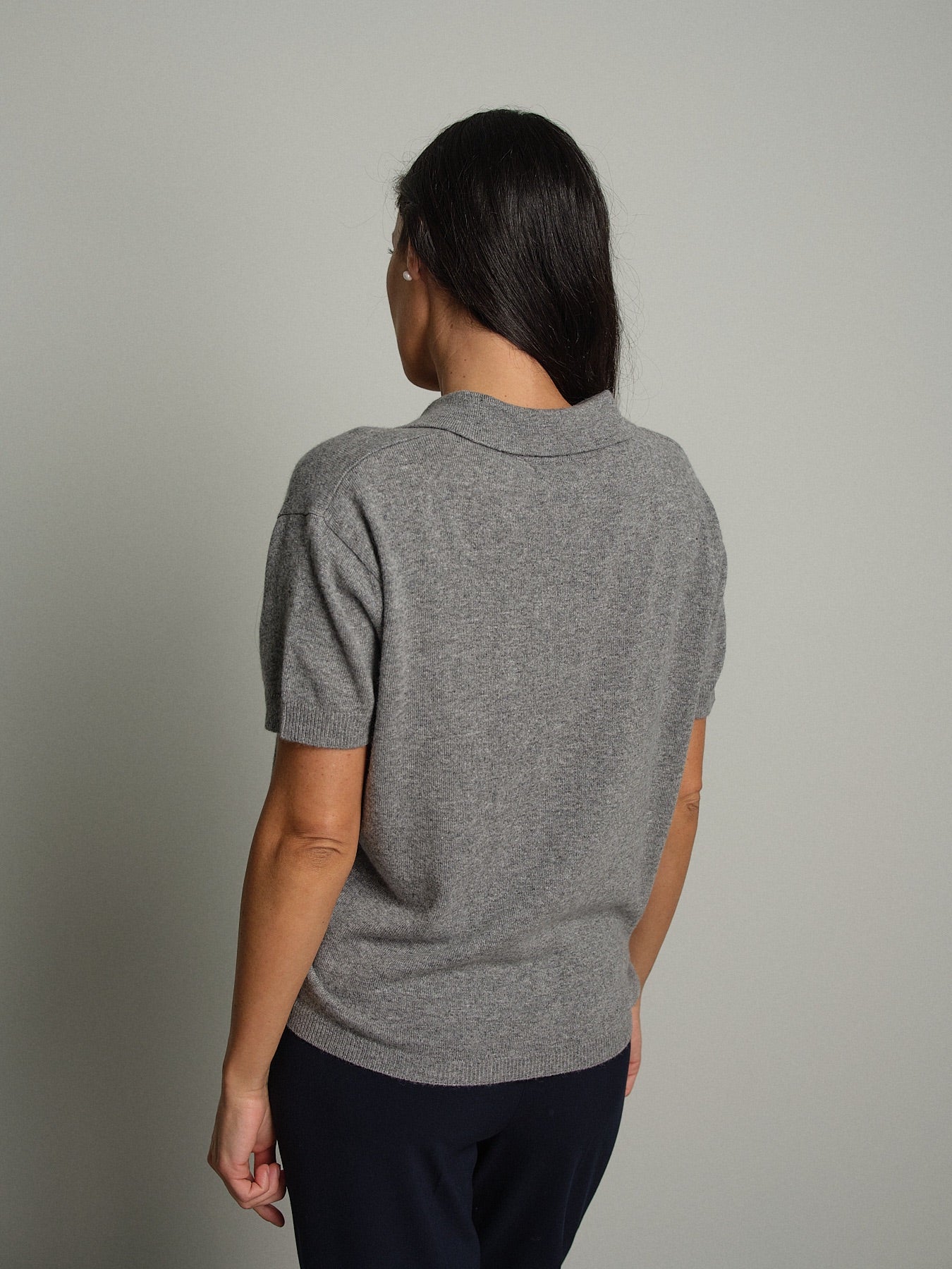 Polo in maglia manica corta Grigio Vicolo 2AC2144;Polo in maglia manica corta Grigio Vicolo 2AC2144 — foto 2;Polo in maglia manica corta Grigio Vicolo 2AC2144 — foto 3;Polo in maglia manica corta Grigio Vicolo 2AC2144 — foto 4;Polo in maglia manica corta Grigio Vicolo 2AC2144 — foto 5