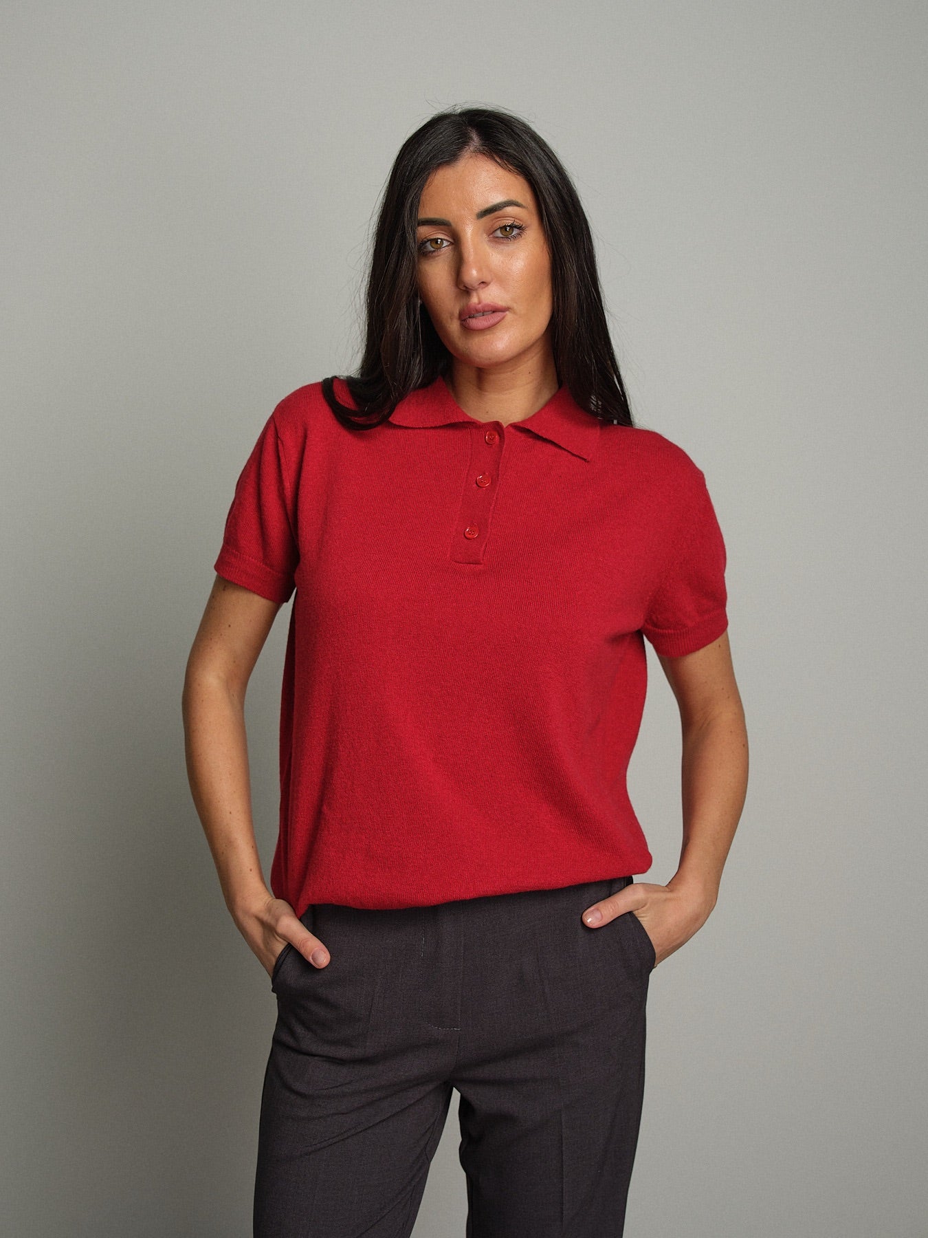 Polo in maglia manica corta Rosso Vicolo 2AC2144;Polo in maglia manica corta Rosso Vicolo 2AC2144 — foto 2;Polo in maglia manica corta Rosso Vicolo 2AC2144 — foto 3;Polo in maglia manica corta Rosso Vicolo 2AC2144 — foto 4;Polo in maglia manica corta Rosso Vicolo 2AC2144 — foto 5