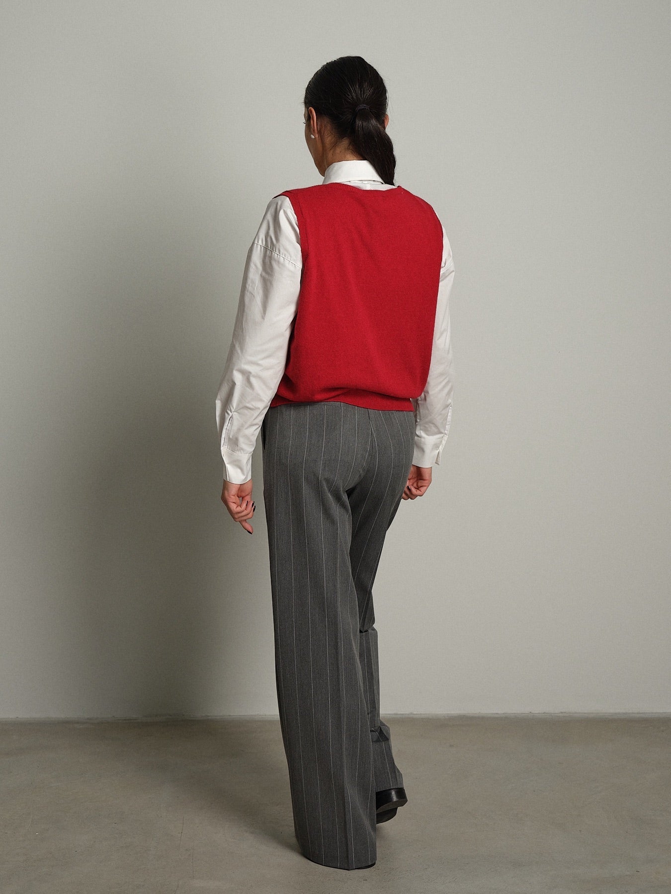 Gilet scollo V misto lana Rosso Vicolo 2AC2162;Gilet scollo V misto lana Rosso Vicolo 2AC2162 — foto 2;Gilet scollo V misto lana Rosso Vicolo 2AC2162 — foto 3;Gilet scollo V misto lana Rosso Vicolo 2AC2162 — foto 4