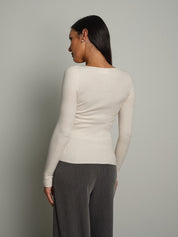 Pullover costina scollo V Bianco-ottico Vicolo 2AC2179;Pullover costina scollo V Bianco-ottico Vicolo 2AC2179 — foto 2;Pullover costina scollo V Bianco-ottico Vicolo 2AC2179 — foto 3;Pullover costina scollo V Bianco-ottico Vicolo 2AC2179 — foto 4