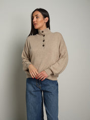 Maglione collo alto bottoni Beige Vicolo 7AC7005;Maglione collo alto bottoni Beige Vicolo 7AC7005 — foto 2;Maglione collo alto bottoni Beige Vicolo 7AC7005 — foto 3;Maglione collo alto bottoni Beige Vicolo 7AC7005 — foto 4;Maglione collo alto bottoni Beige Vicolo 7AC7005 — foto 5;Maglione collo alto bottoni Beige Vicolo 7AC7005 — foto 6;Maglione collo alto bottoni Beige Vicolo 7AC7005 — foto 7