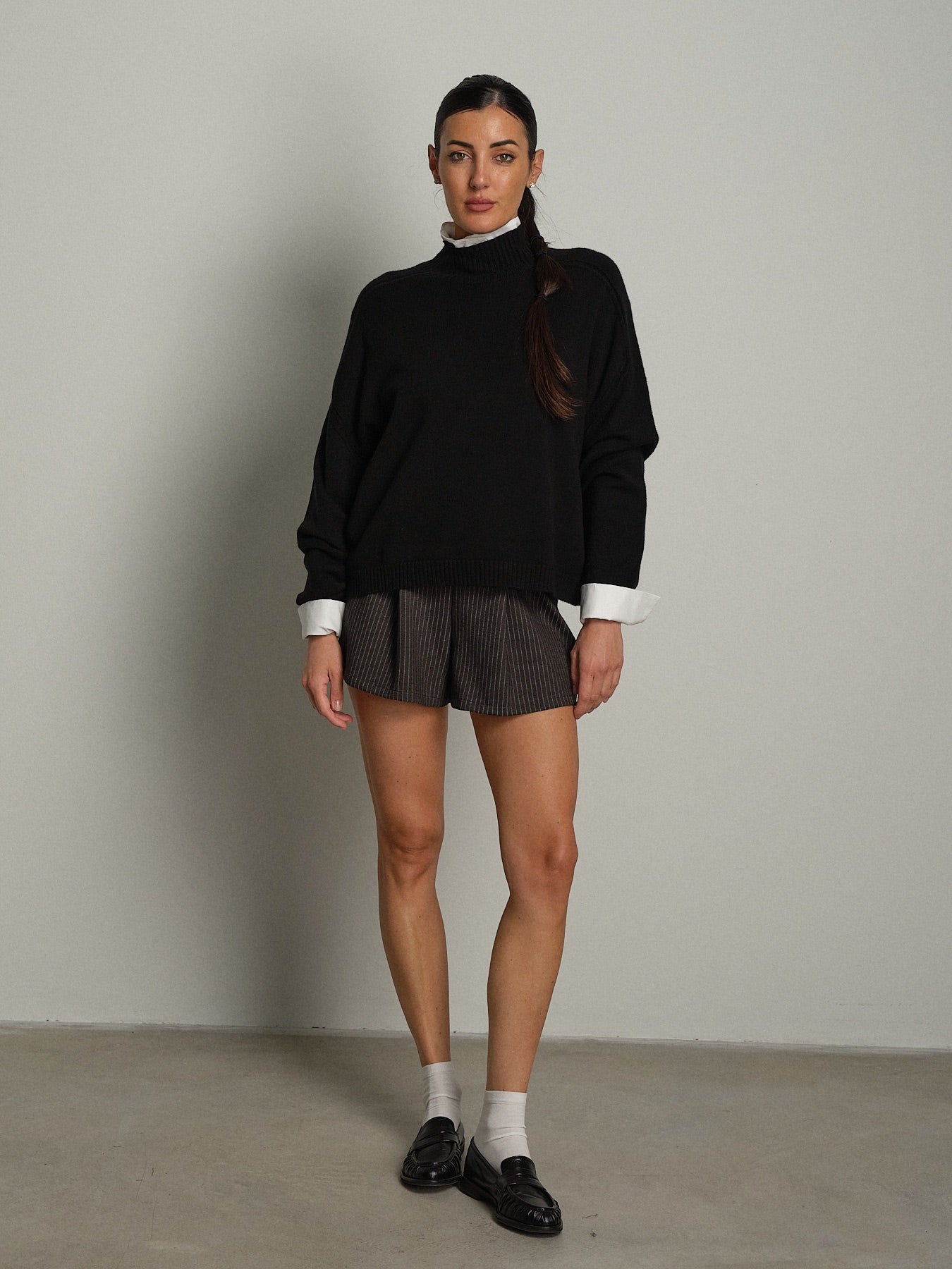 Pullover collo cratere cuciture Nero Vicolo 7AC7053;Pullover collo cratere cuciture Nero Vicolo 7AC7053 — foto 2;Pullover collo cratere cuciture Nero Vicolo 7AC7053 — foto 3;Pullover collo cratere cuciture Nero Vicolo 7AC7053 — foto 4;Pullover collo cratere cuciture Nero Vicolo 7AC7053 — foto 5;Pullover collo cratere cuciture Nero Vicolo 7AC7053 — foto 6