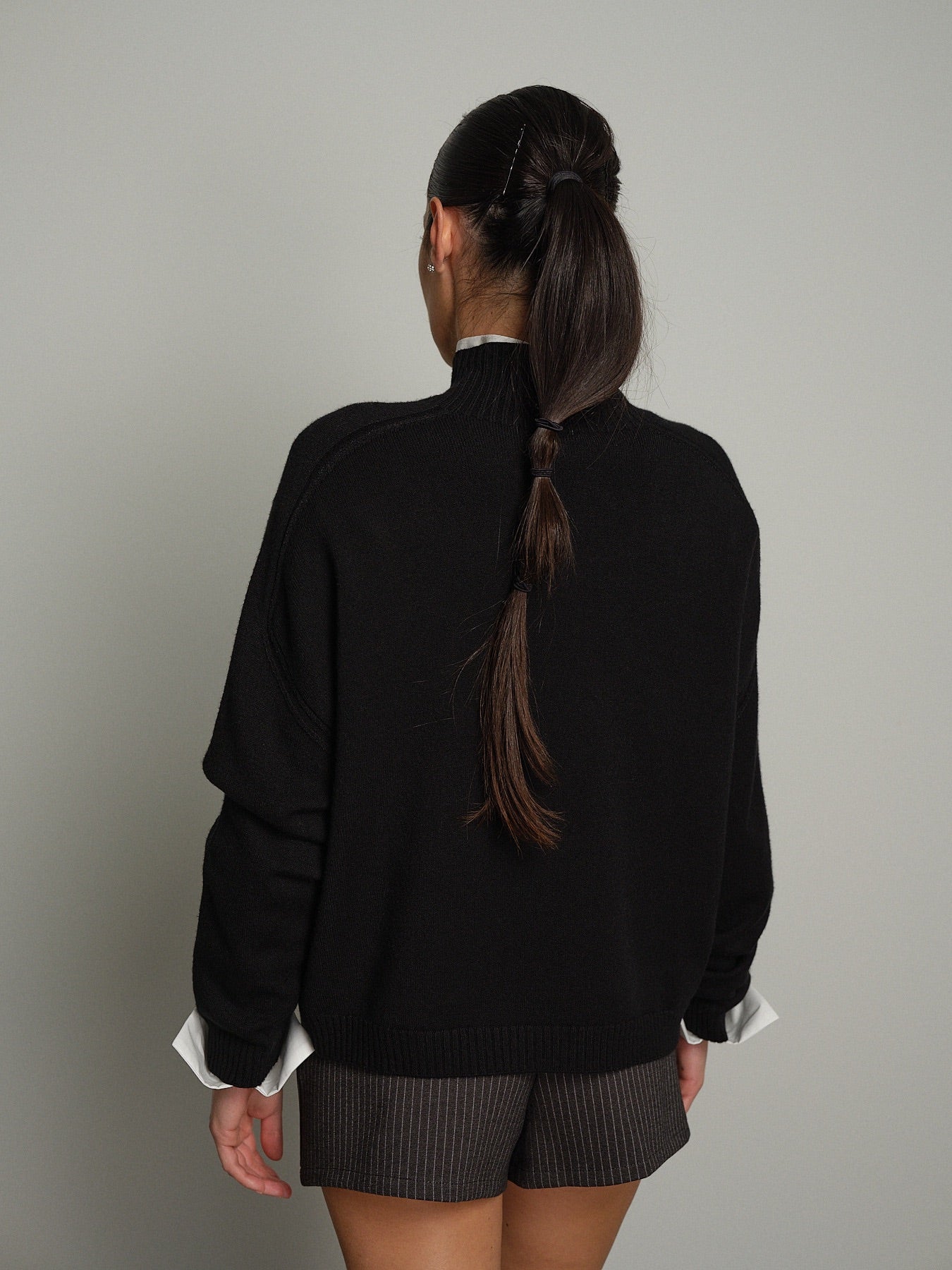 Pullover collo cratere cuciture Nero Vicolo 7AC7053;Pullover collo cratere cuciture Nero Vicolo 7AC7053 — foto 2;Pullover collo cratere cuciture Nero Vicolo 7AC7053 — foto 3;Pullover collo cratere cuciture Nero Vicolo 7AC7053 — foto 4;Pullover collo cratere cuciture Nero Vicolo 7AC7053 — foto 5;Pullover collo cratere cuciture Nero Vicolo 7AC7053 — foto 6